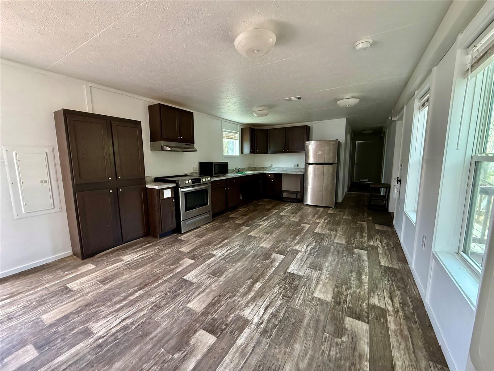 SPIVEY MANOR - Residential