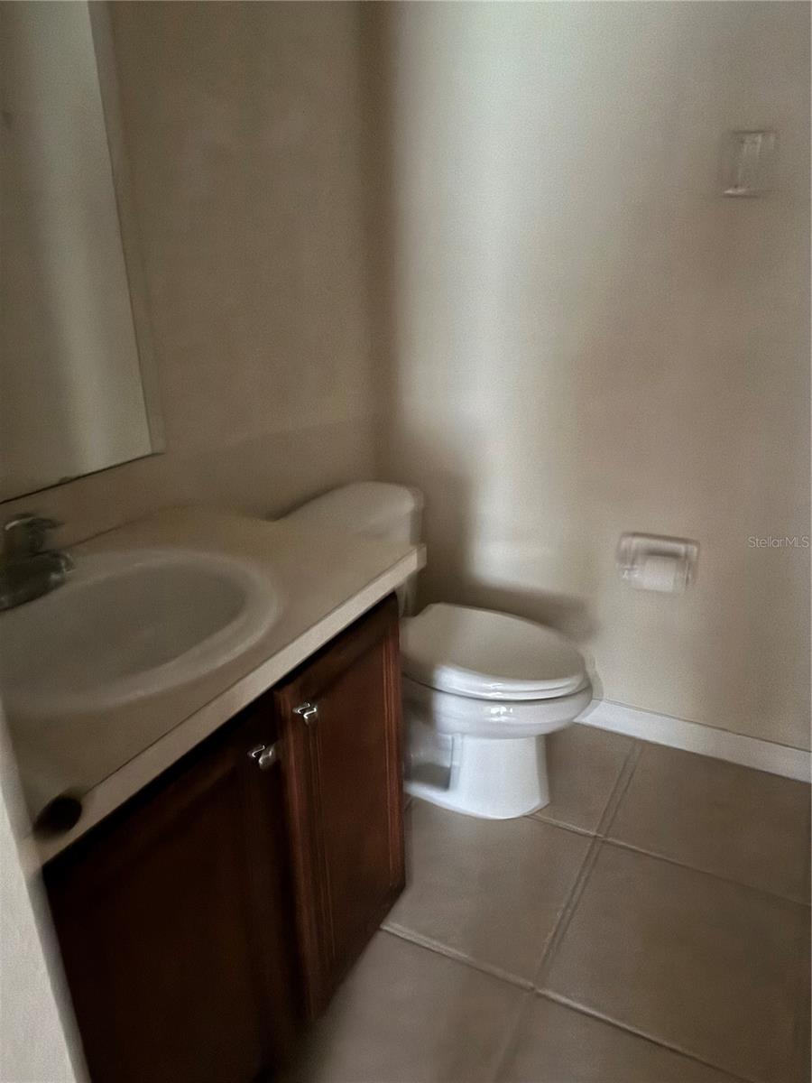 FLAGSHIP PARK A CONDO - Residential Lease