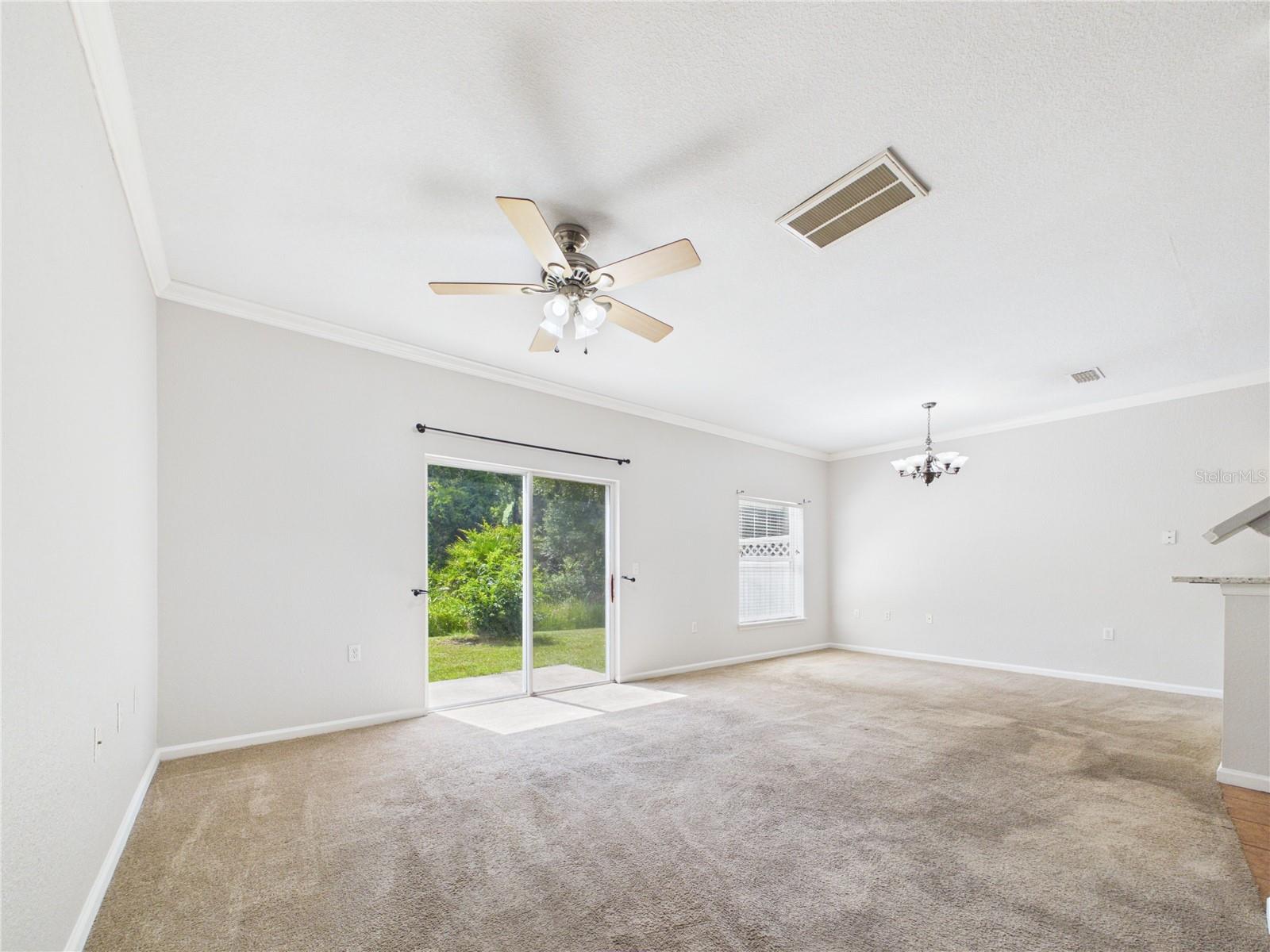 EMERALD POINTE TWNHMS AT TA - Residential Lease