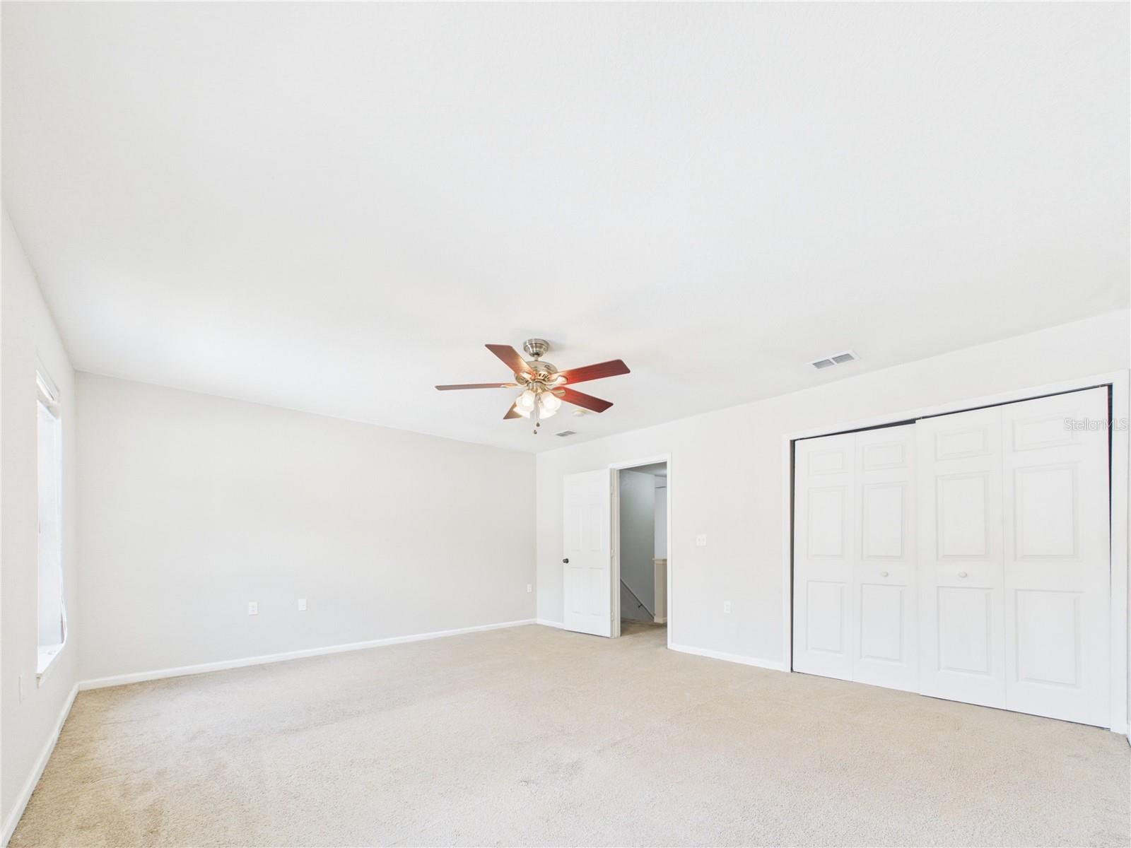 EMERALD POINTE TWNHMS AT TA - Residential Lease