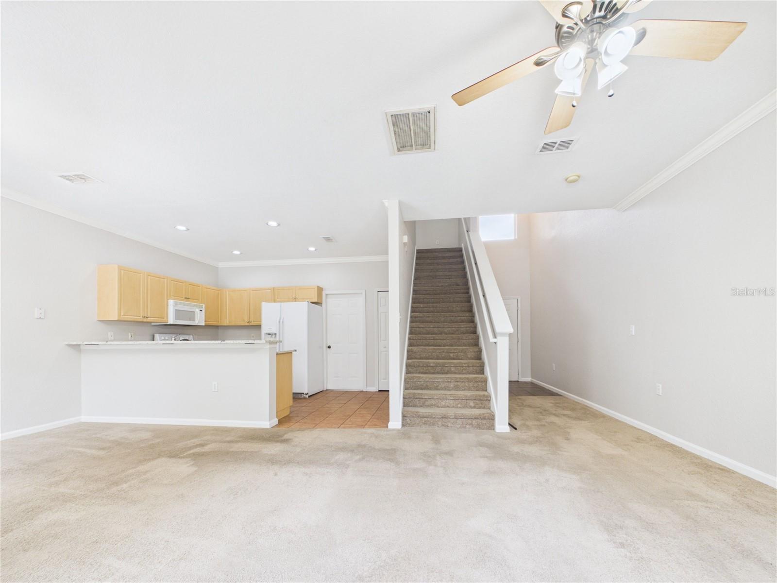 EMERALD POINTE TWNHMS AT TA - Residential Lease