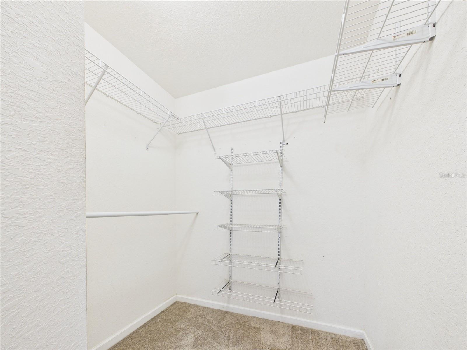 EMERALD POINTE TWNHMS AT TA - Residential Lease