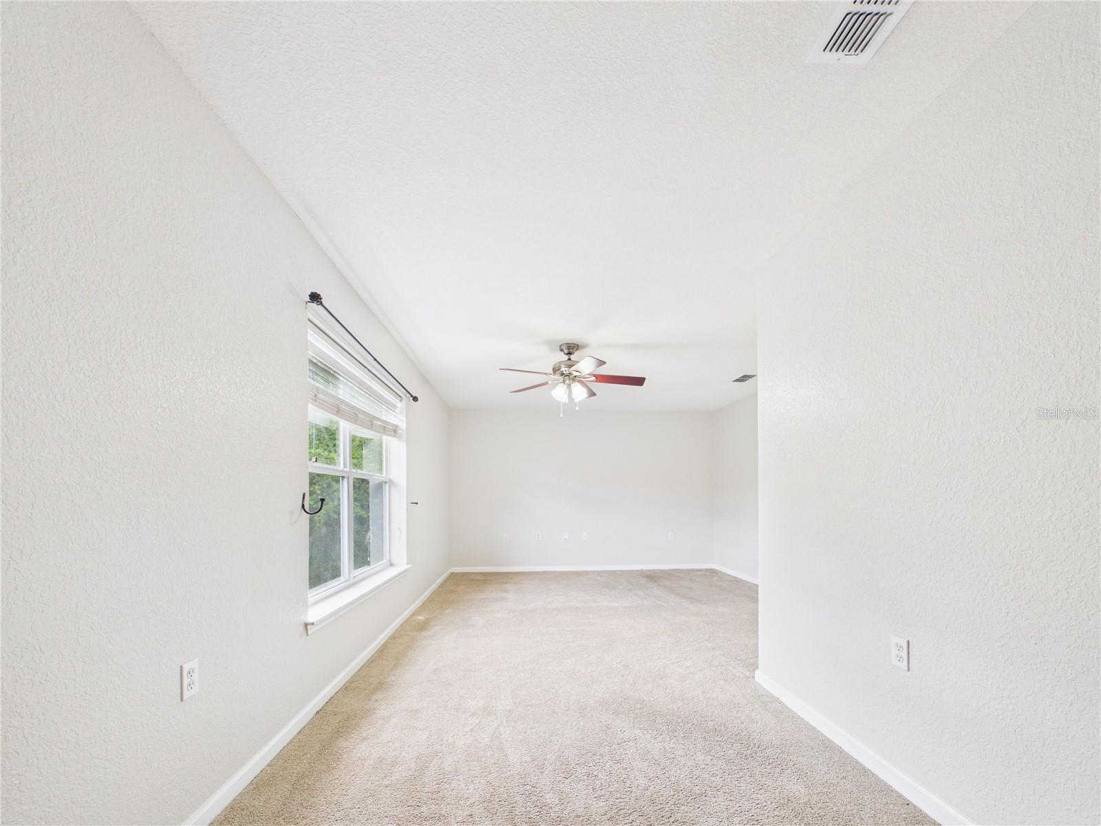 EMERALD POINTE TWNHMS AT TA - Residential Lease