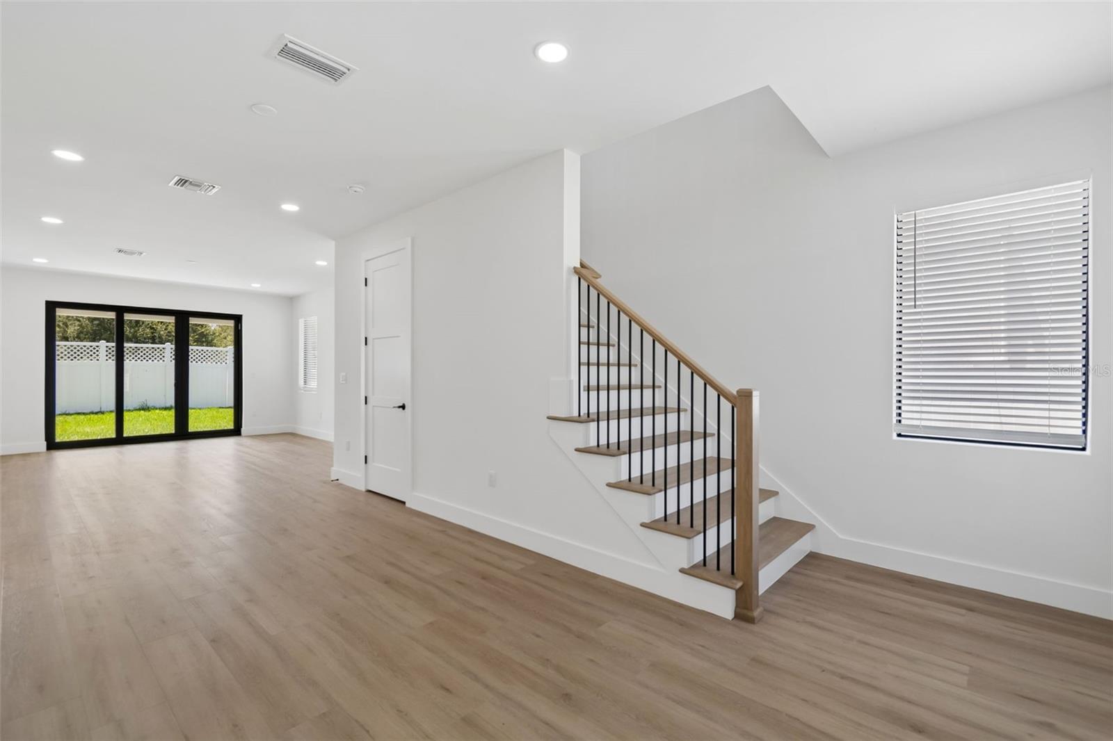 SUNSET ADD - Residential