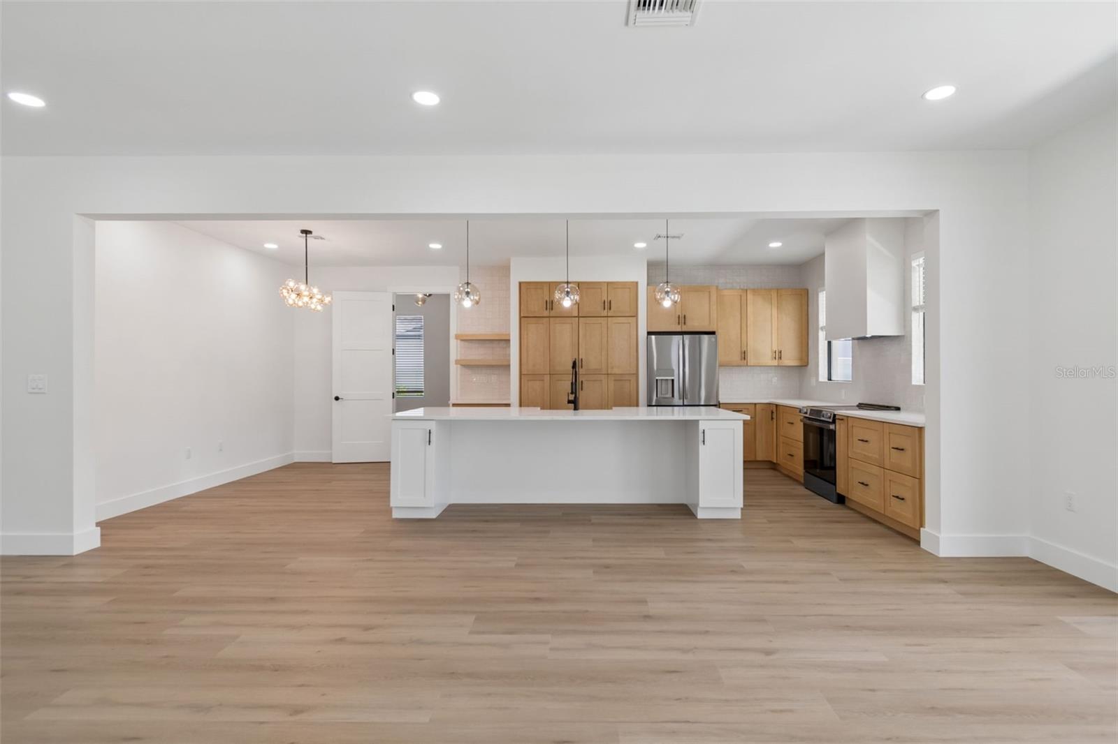 SUNSET ADD - Residential
