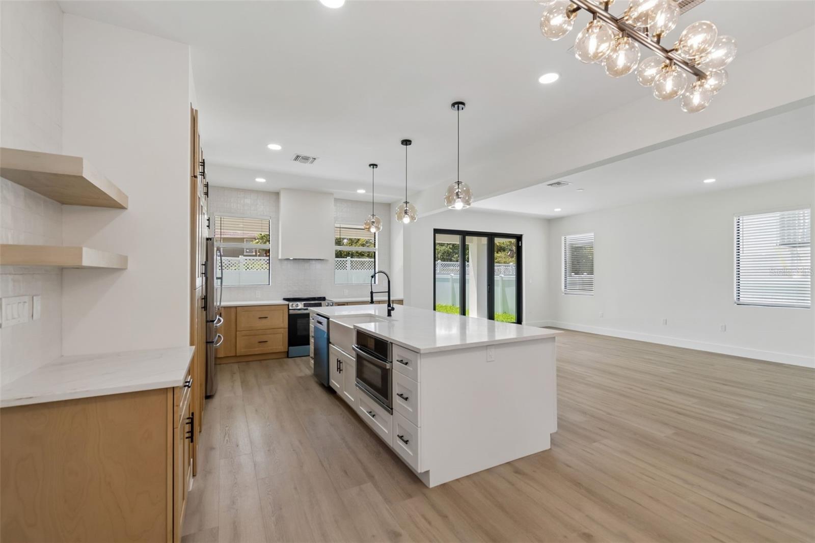 SUNSET ADD - Residential