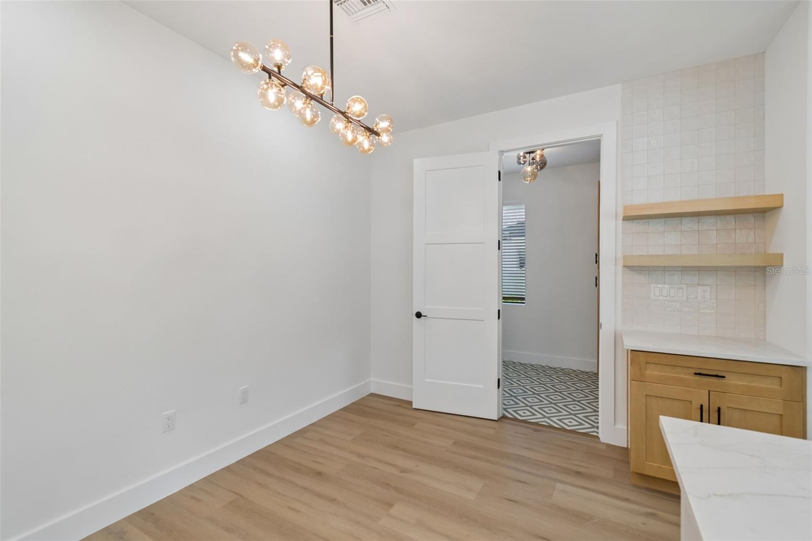 SUNSET ADD - Residential