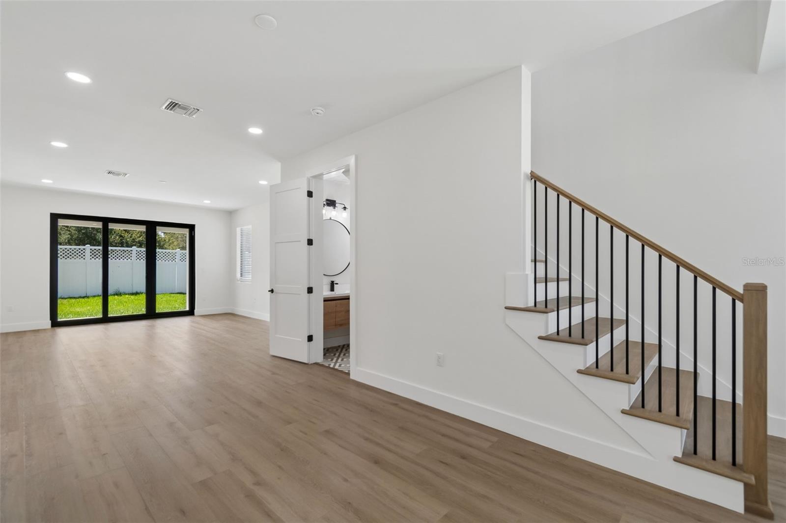 SUNSET ADD - Residential