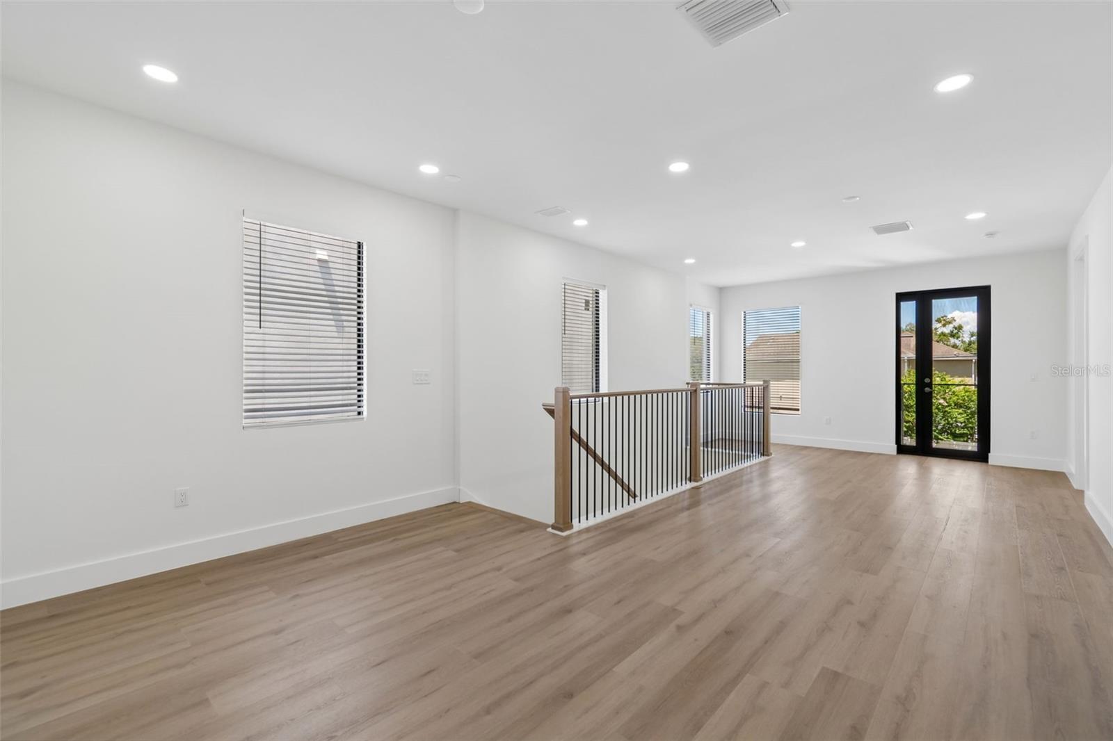 SUNSET ADD - Residential