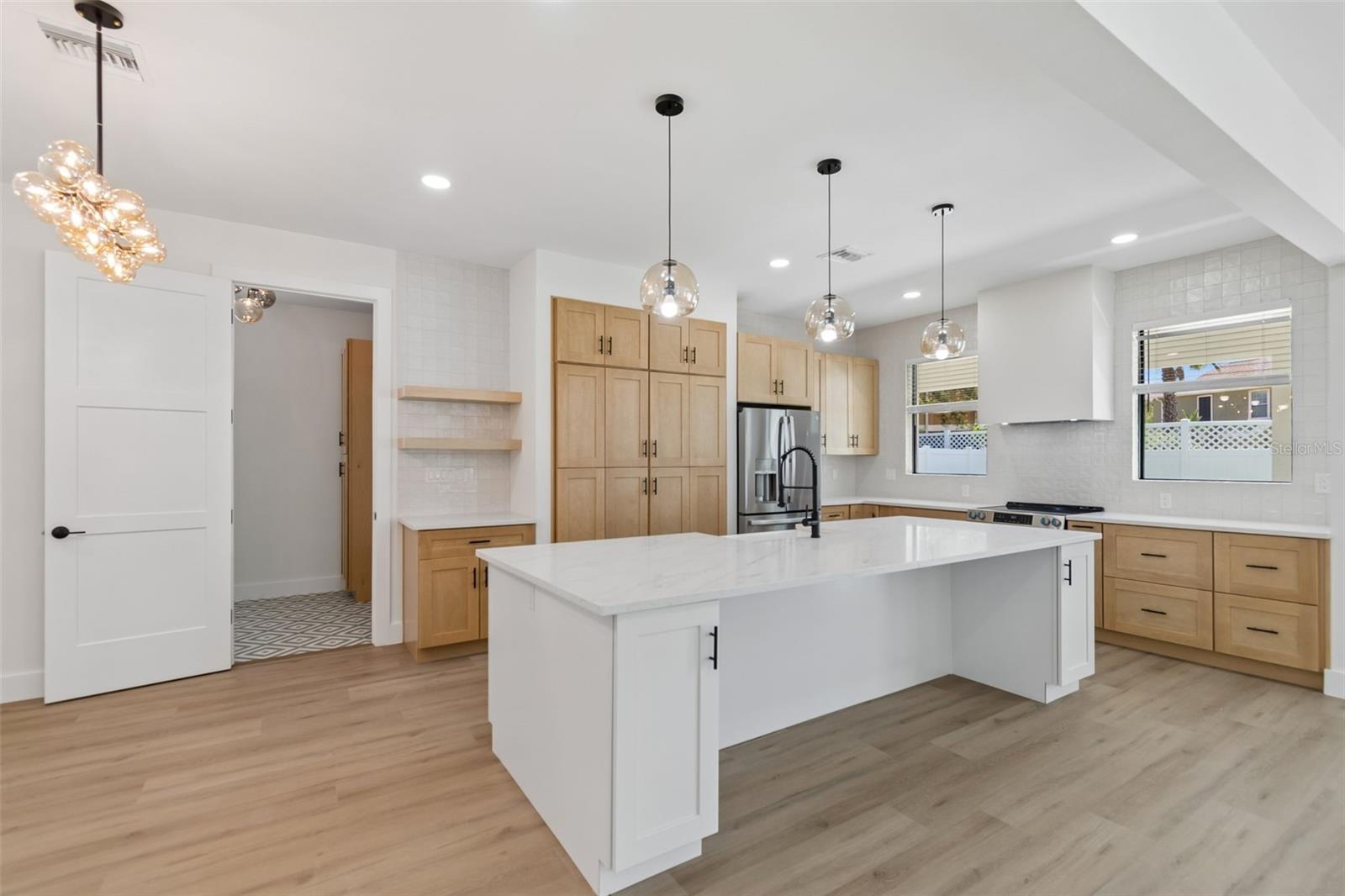 SUNSET ADD - Residential