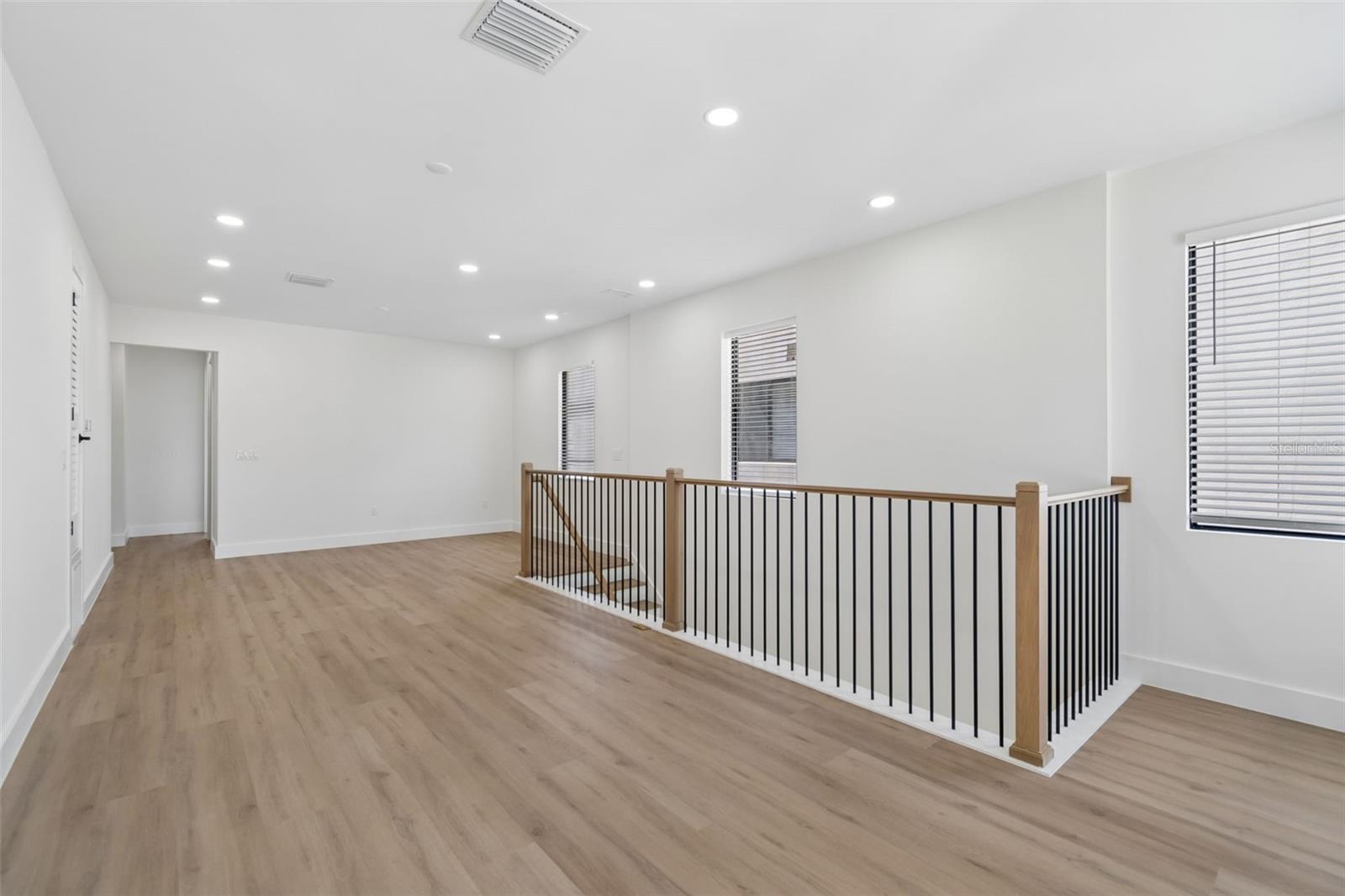 SUNSET ADD - Residential