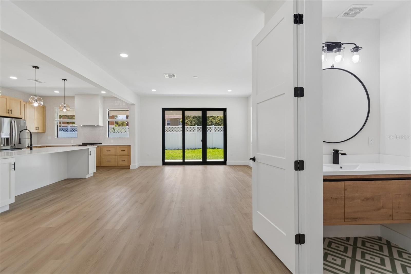 SUNSET ADD - Residential