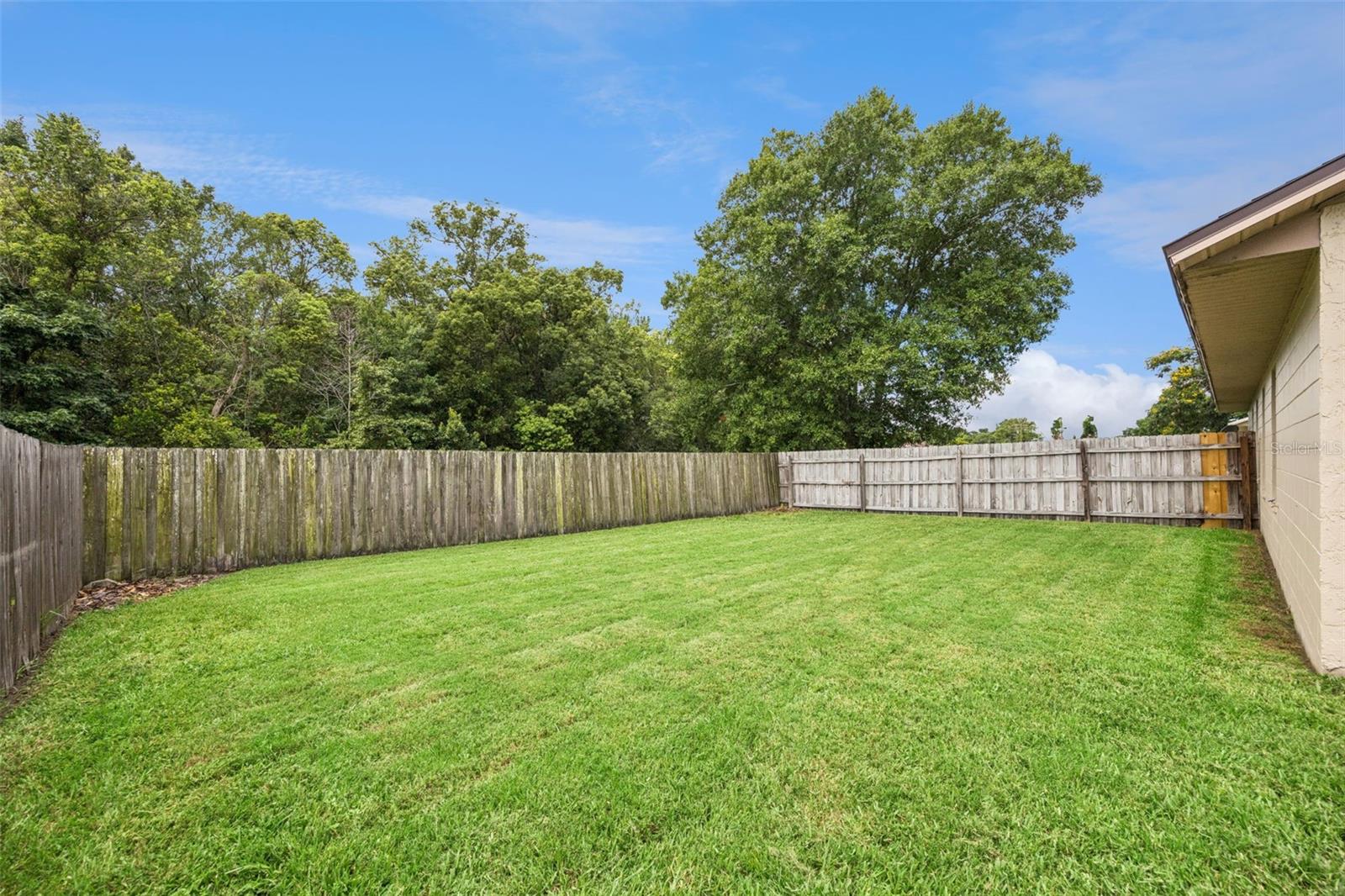 TWIN OAKS - Residential Income