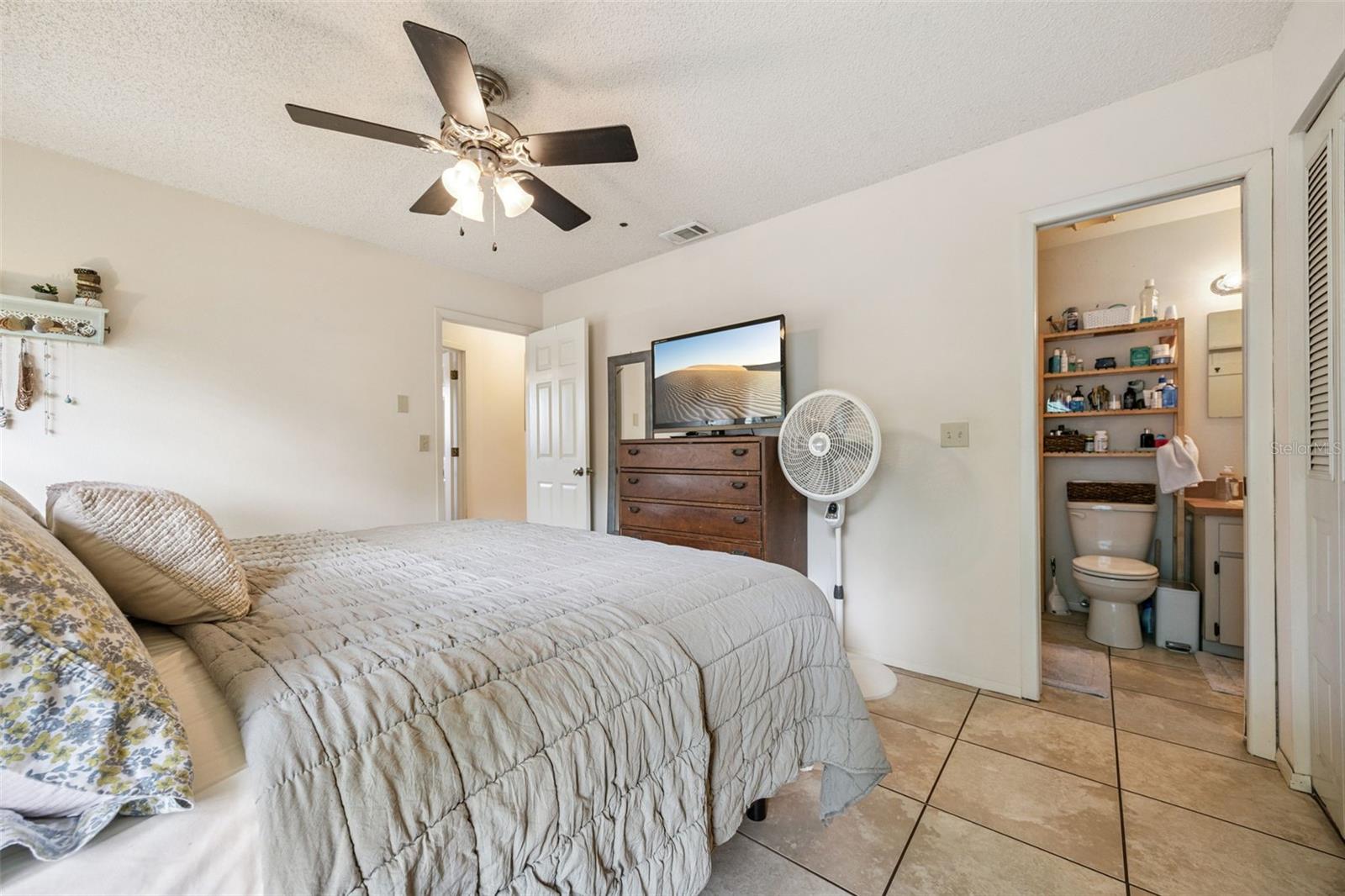 TWIN OAKS - Residential Income