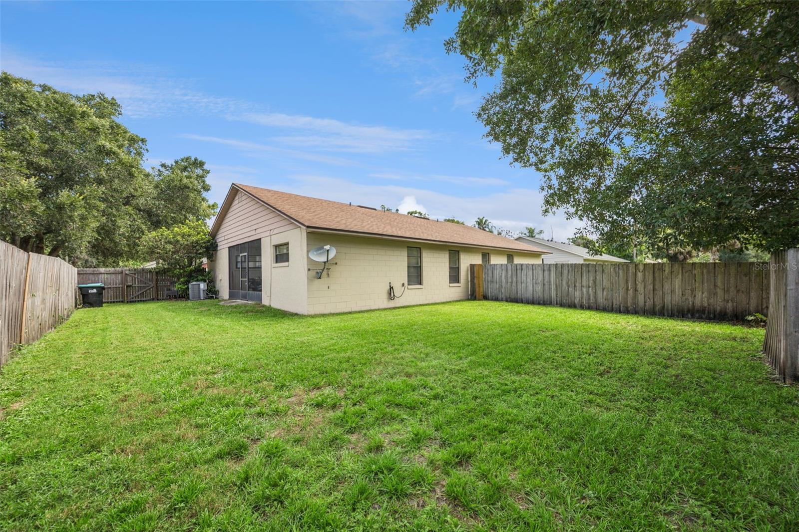 TWIN OAKS - Residential Income