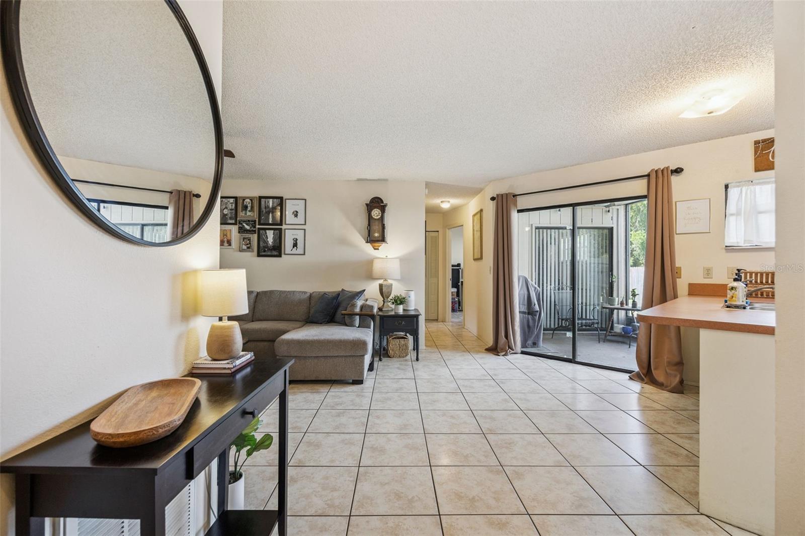TWIN OAKS - Residential Income