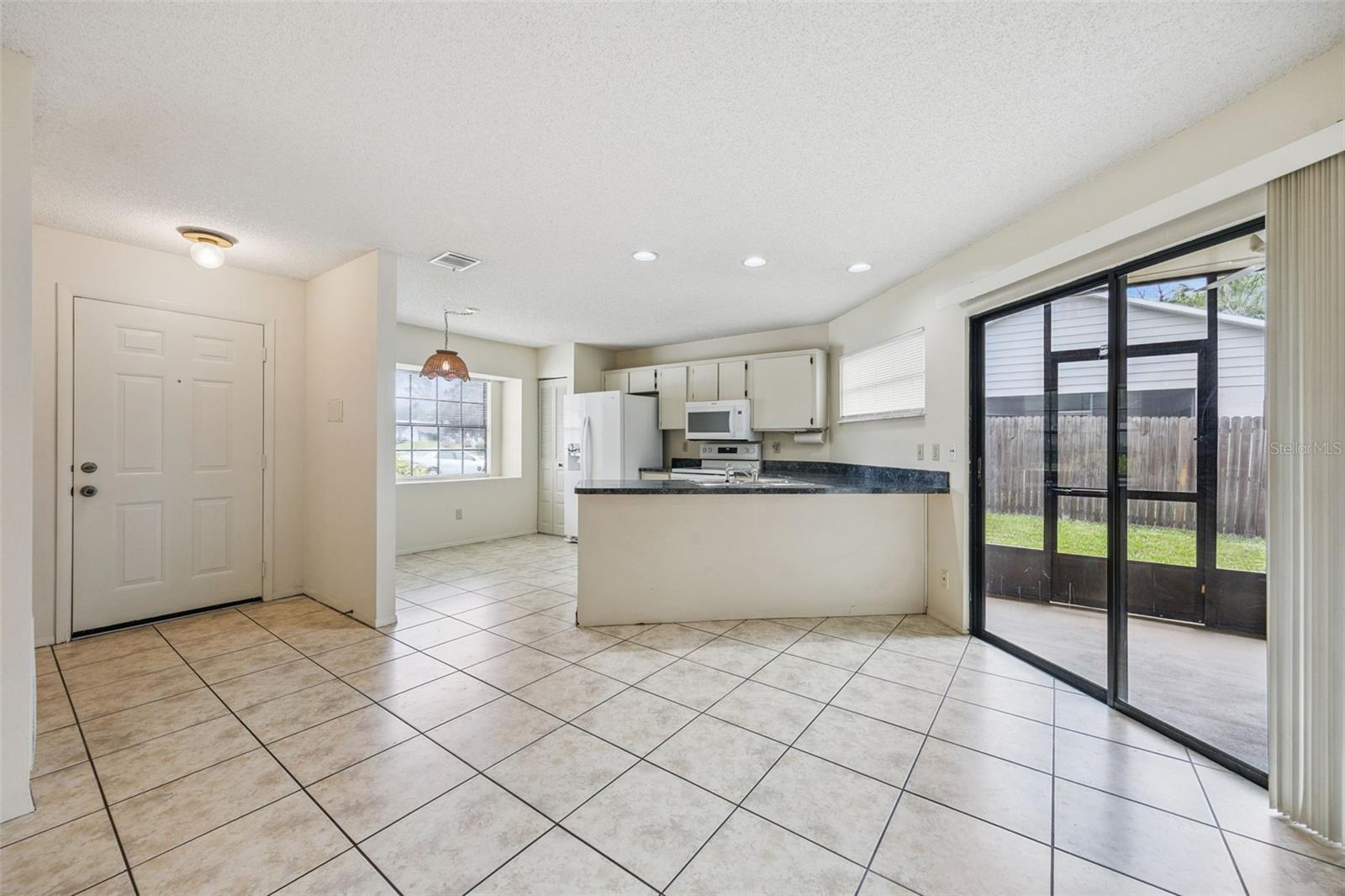 TWIN OAKS - Residential Income