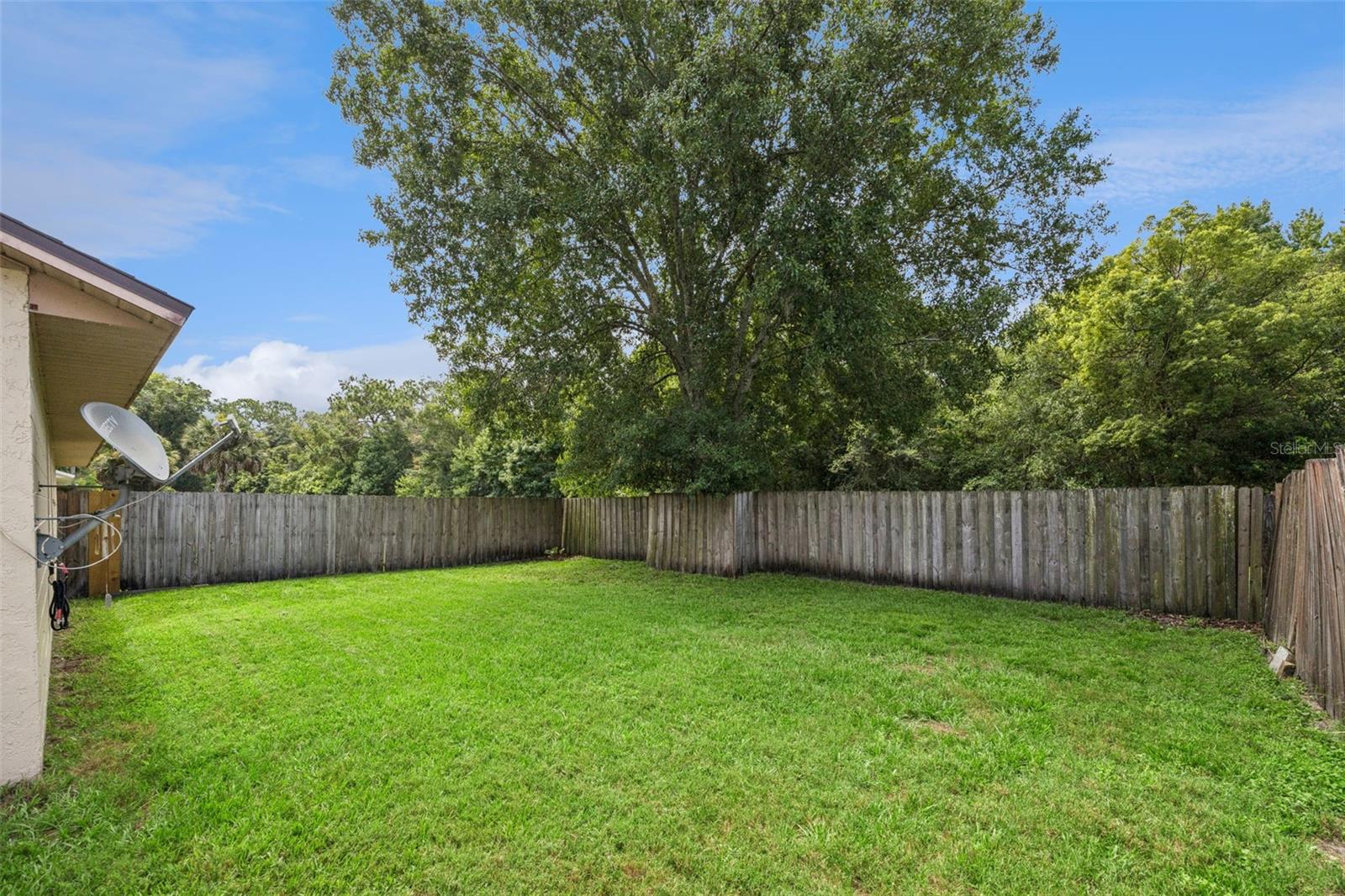TWIN OAKS - Residential Income
