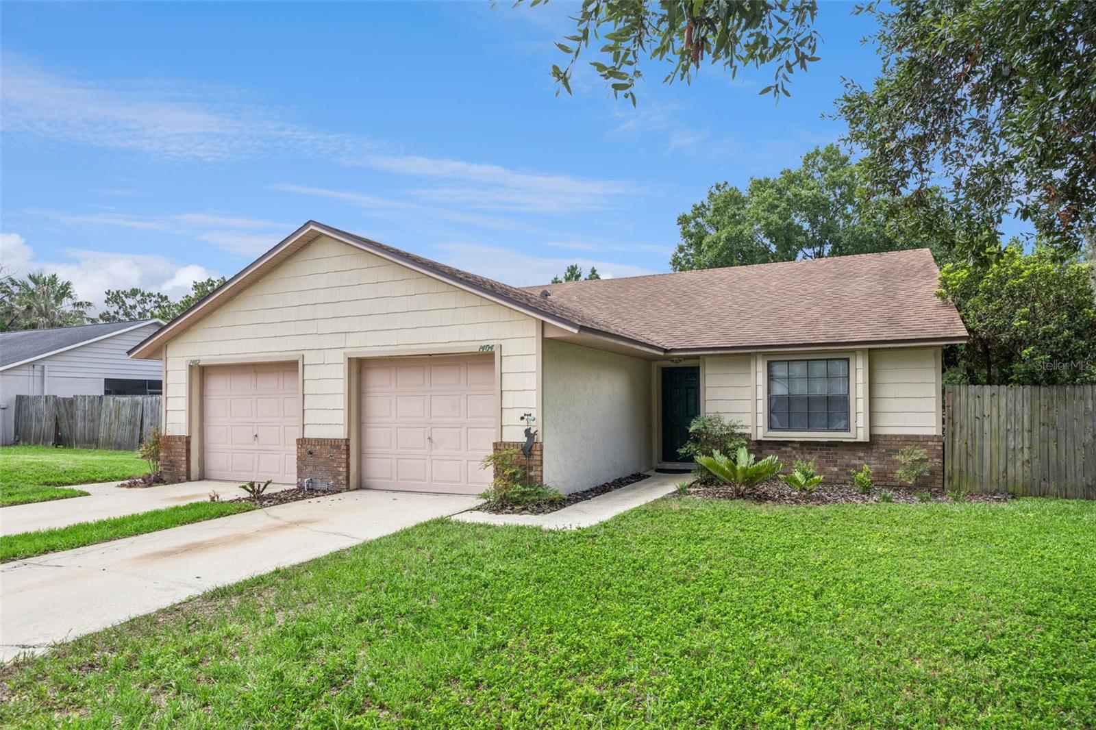 TWIN OAKS - Residential Income