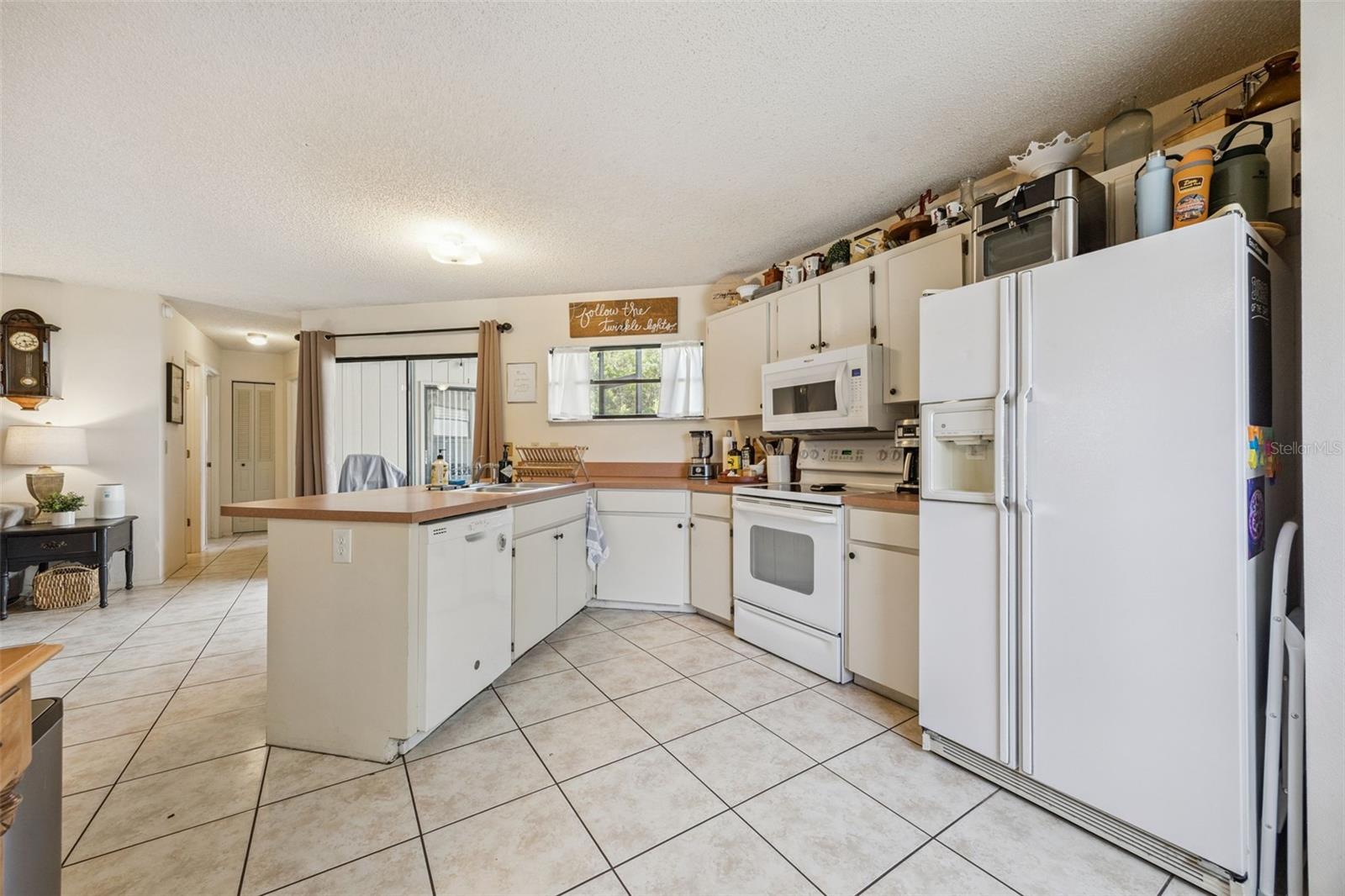 TWIN OAKS - Residential Income
