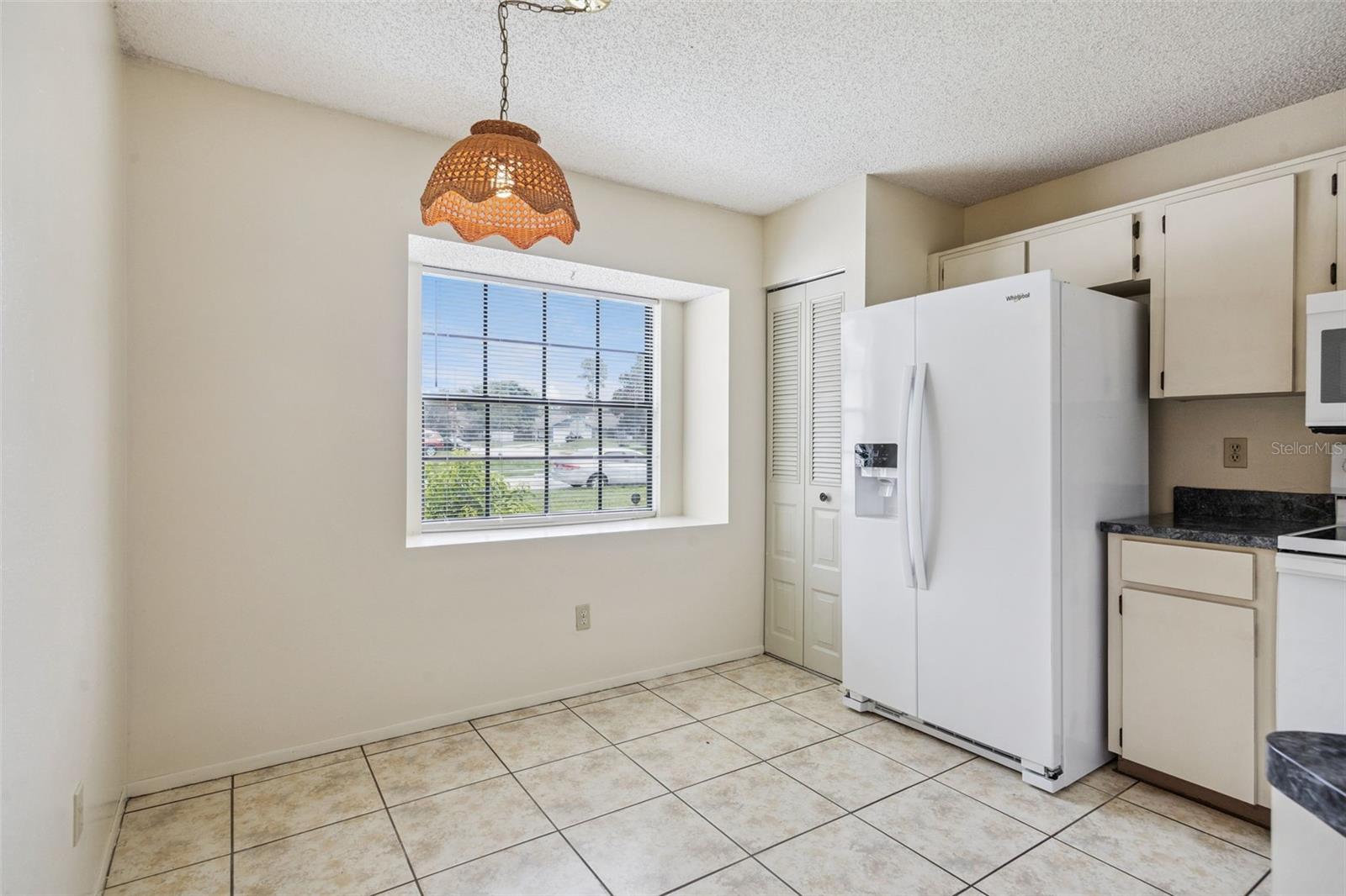 TWIN OAKS - Residential Income
