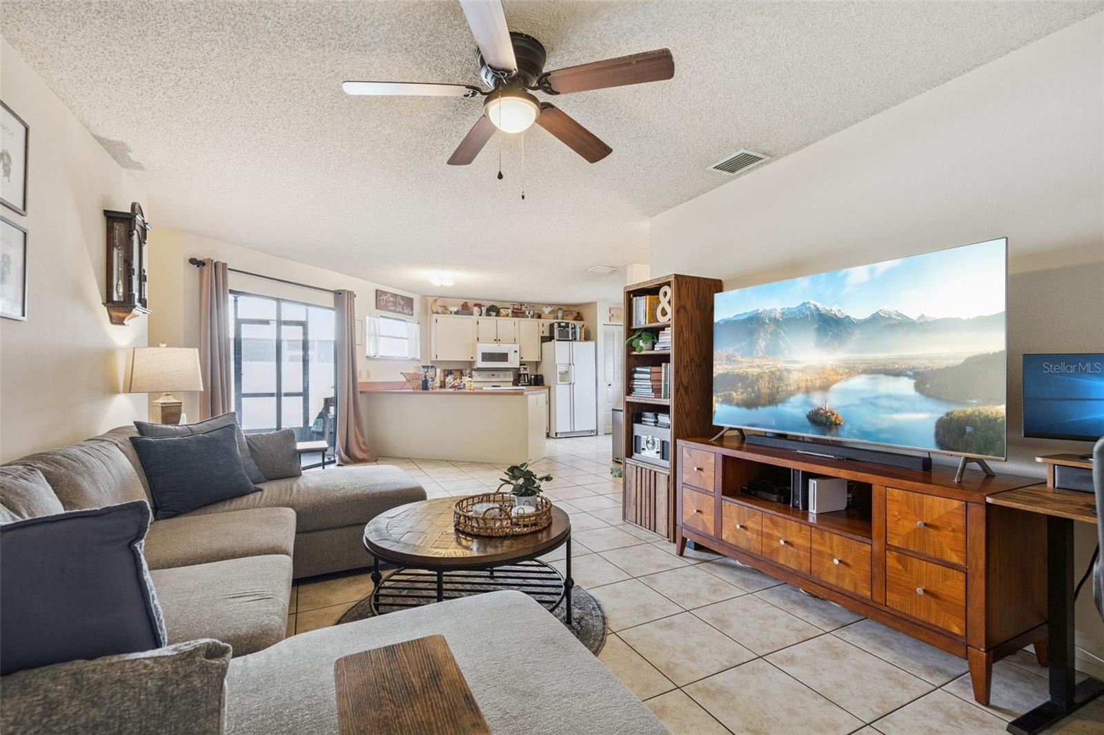 TWIN OAKS - Residential Income