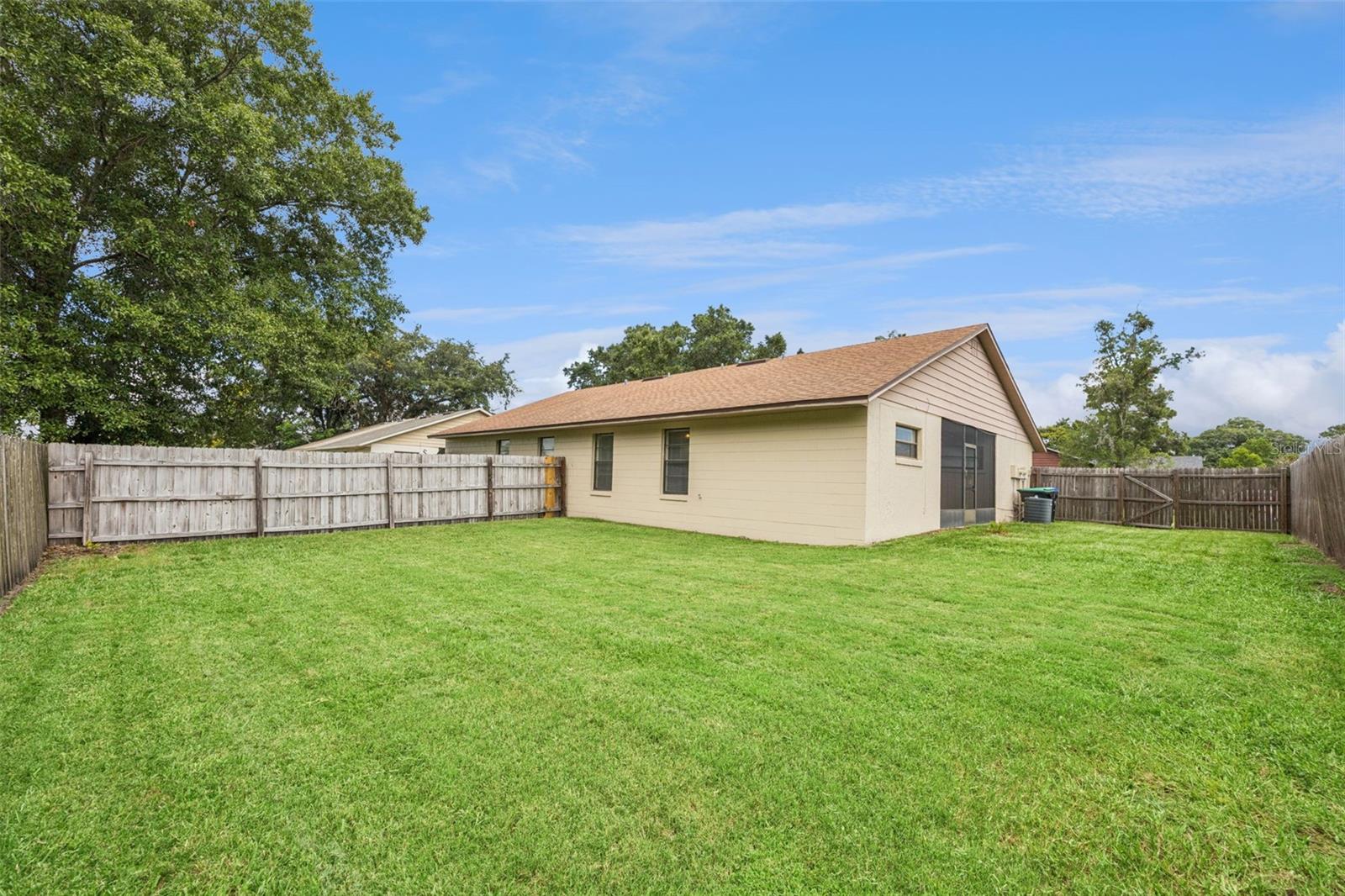 TWIN OAKS - Residential Income