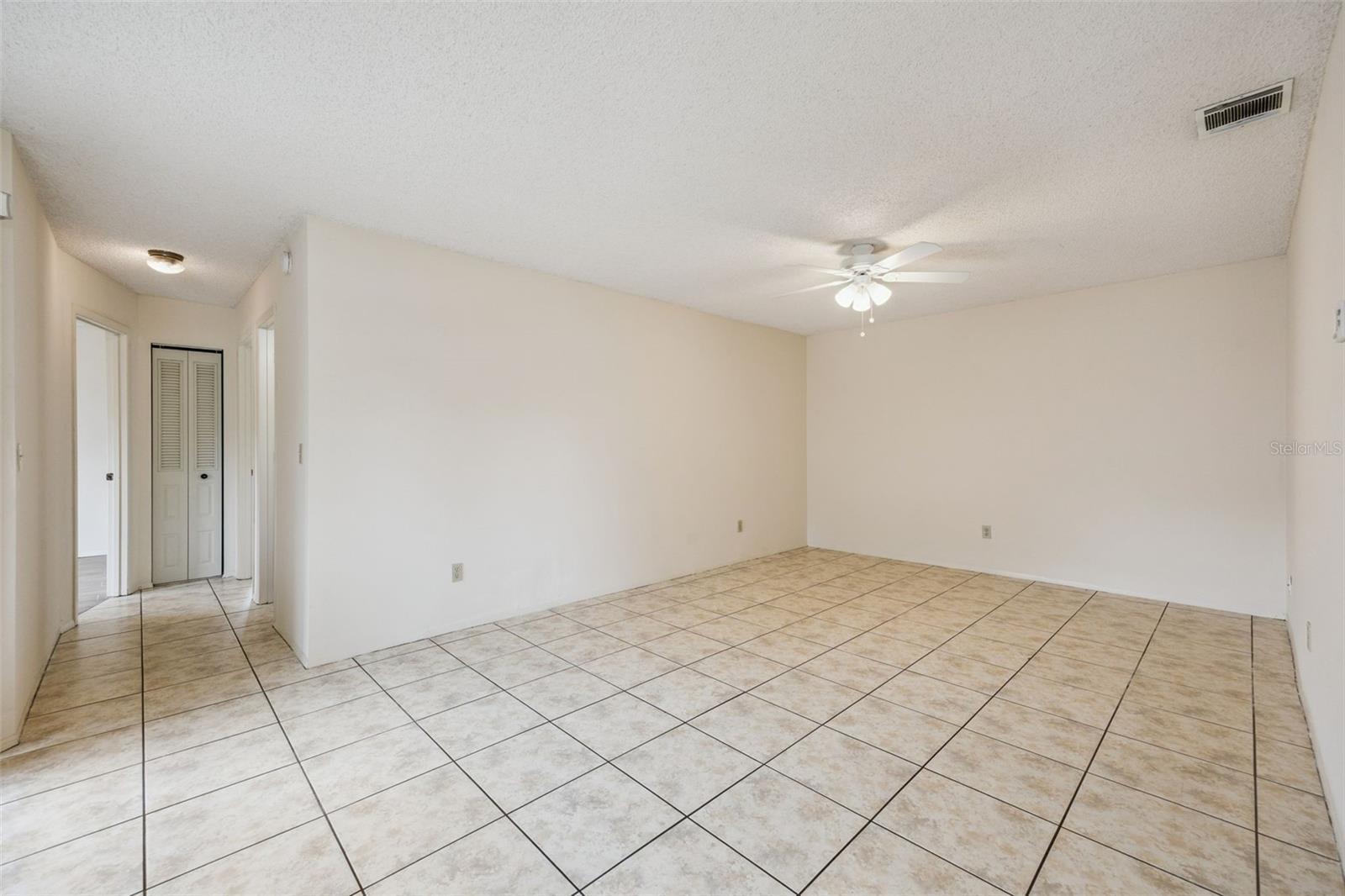 TWIN OAKS - Residential Income