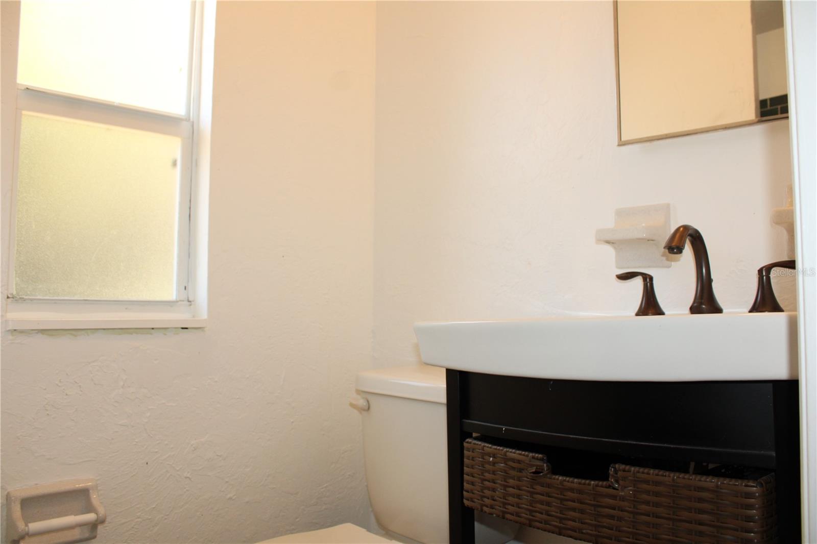 WAGNERS CLEARVIEW - Residential Lease