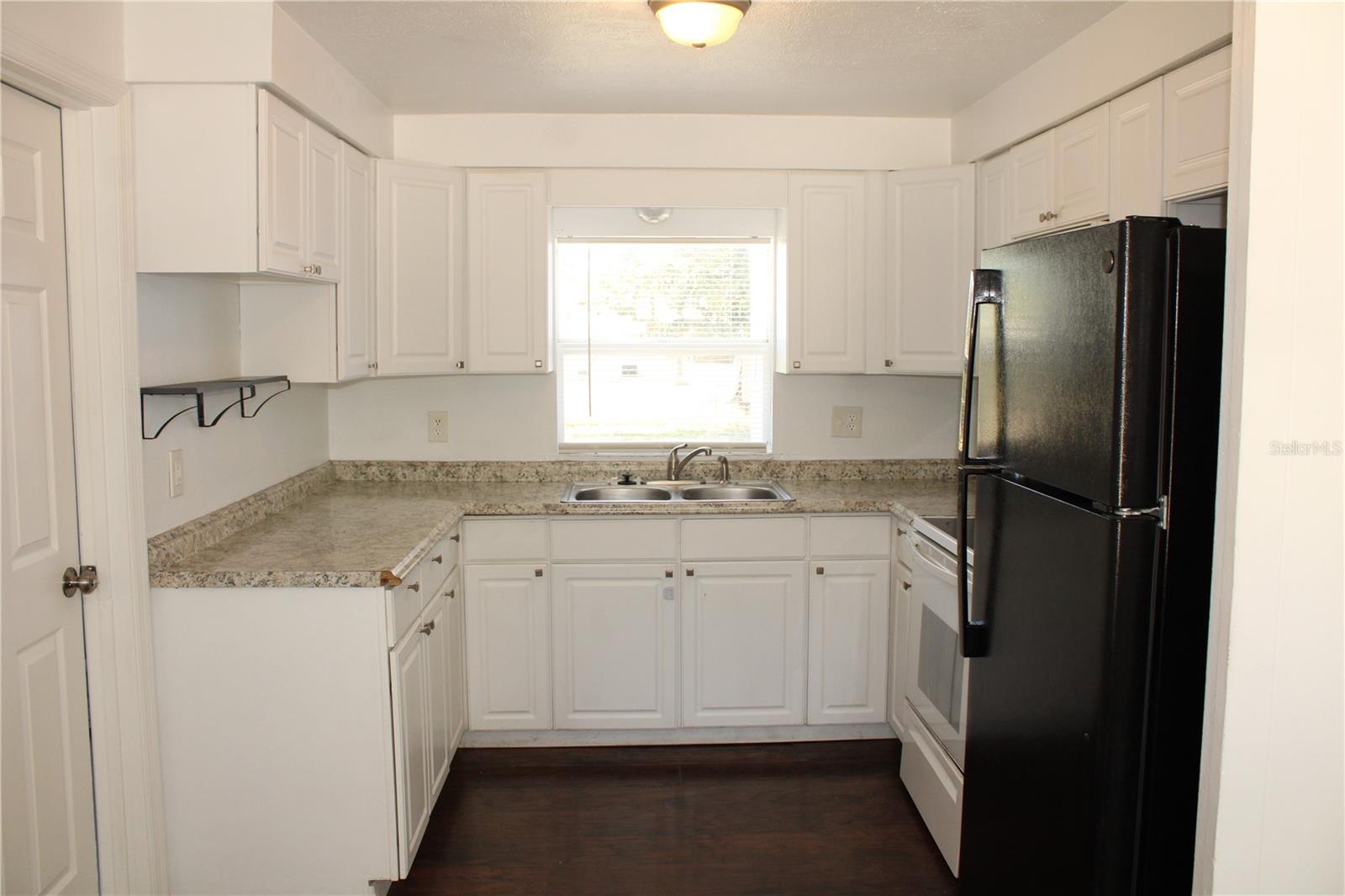 WAGNERS CLEARVIEW - Residential Lease