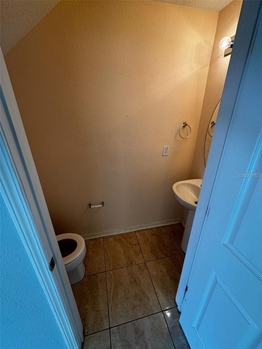 ST CHARLES PLACE PH 5 - Residential Lease