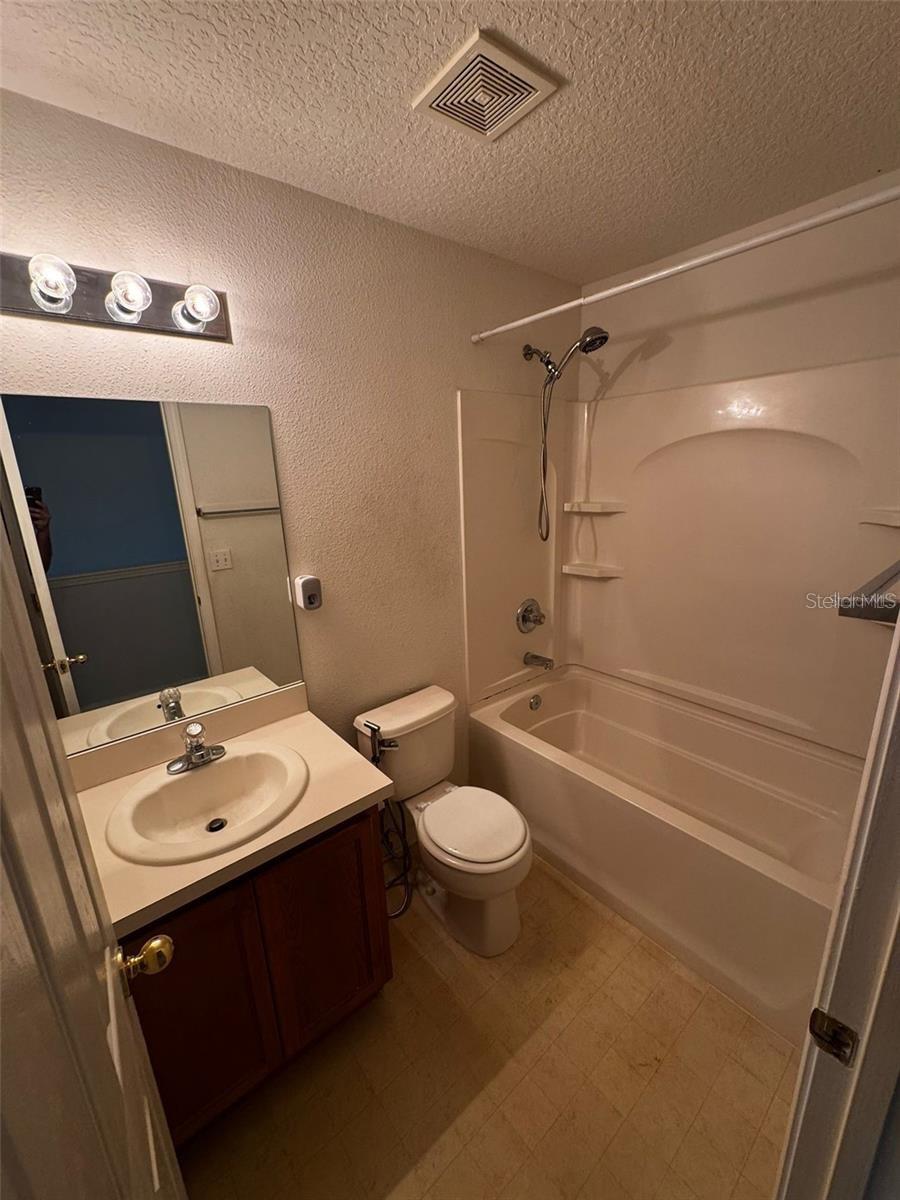 ST CHARLES PLACE PH 5 - Residential Lease