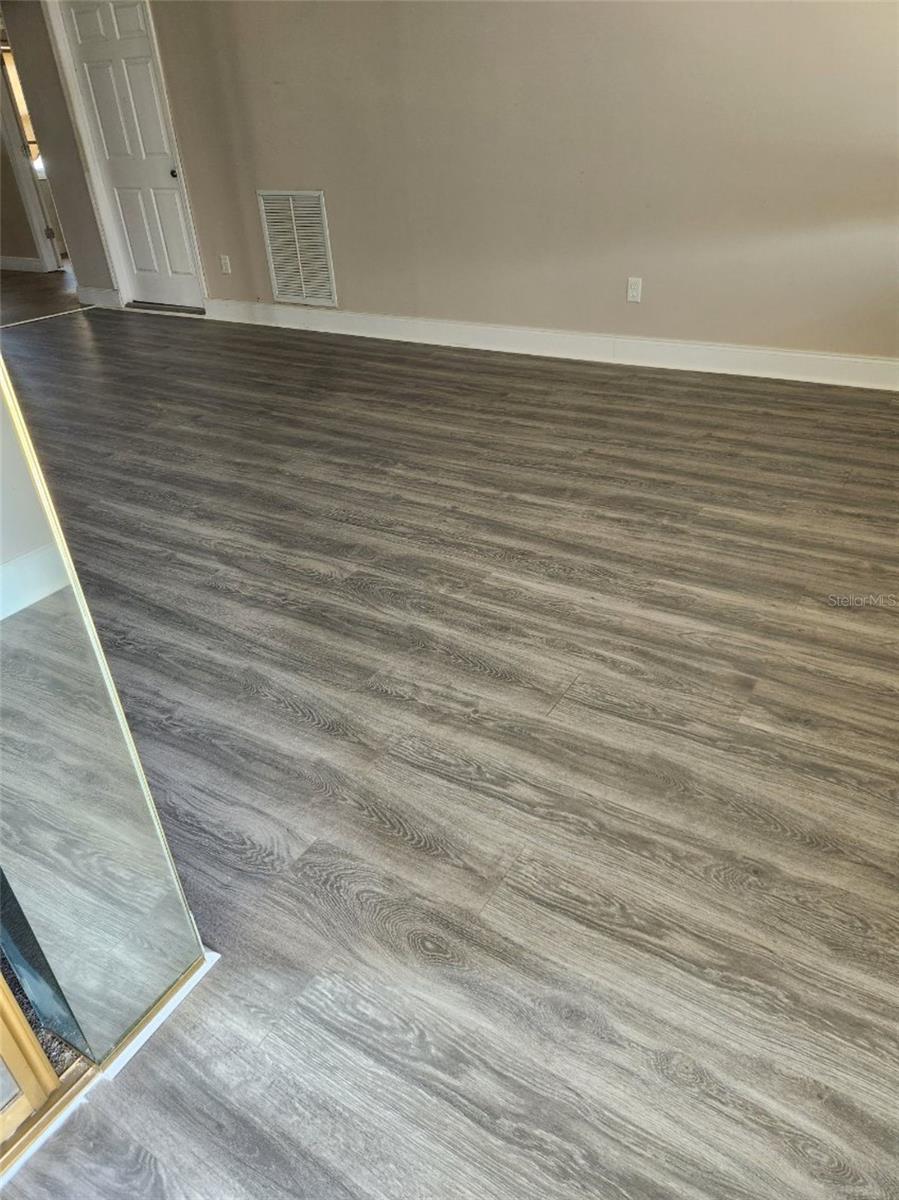 VENDOME VILLAGE - Residential Lease