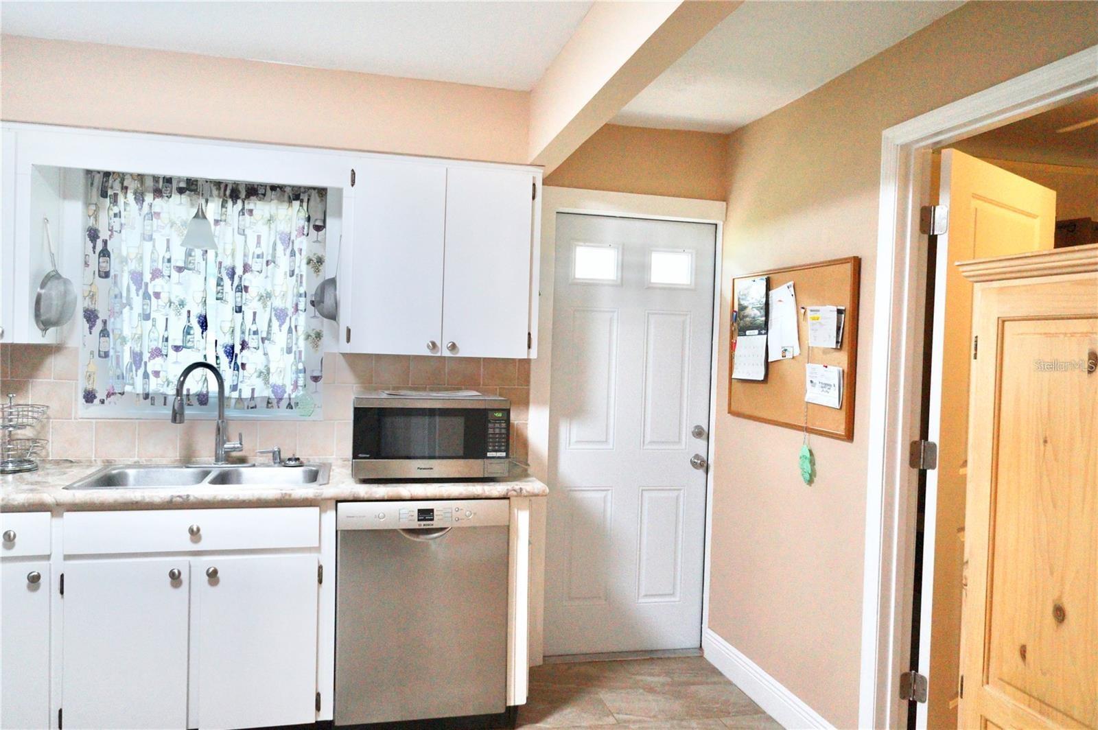 VENDOME VILLAGE - Residential Lease