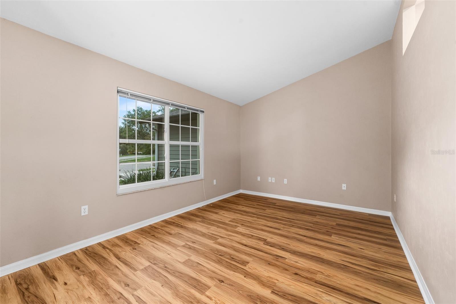EAGLE POINT CLUSTER PH 1 - Residential