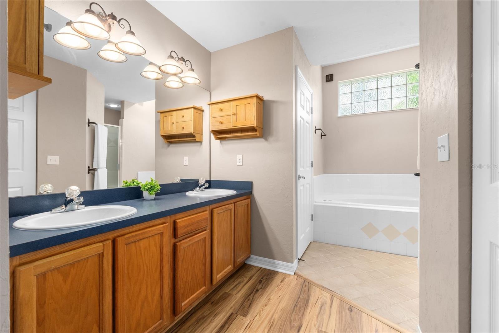 EAGLE POINT CLUSTER PH 1 - Residential