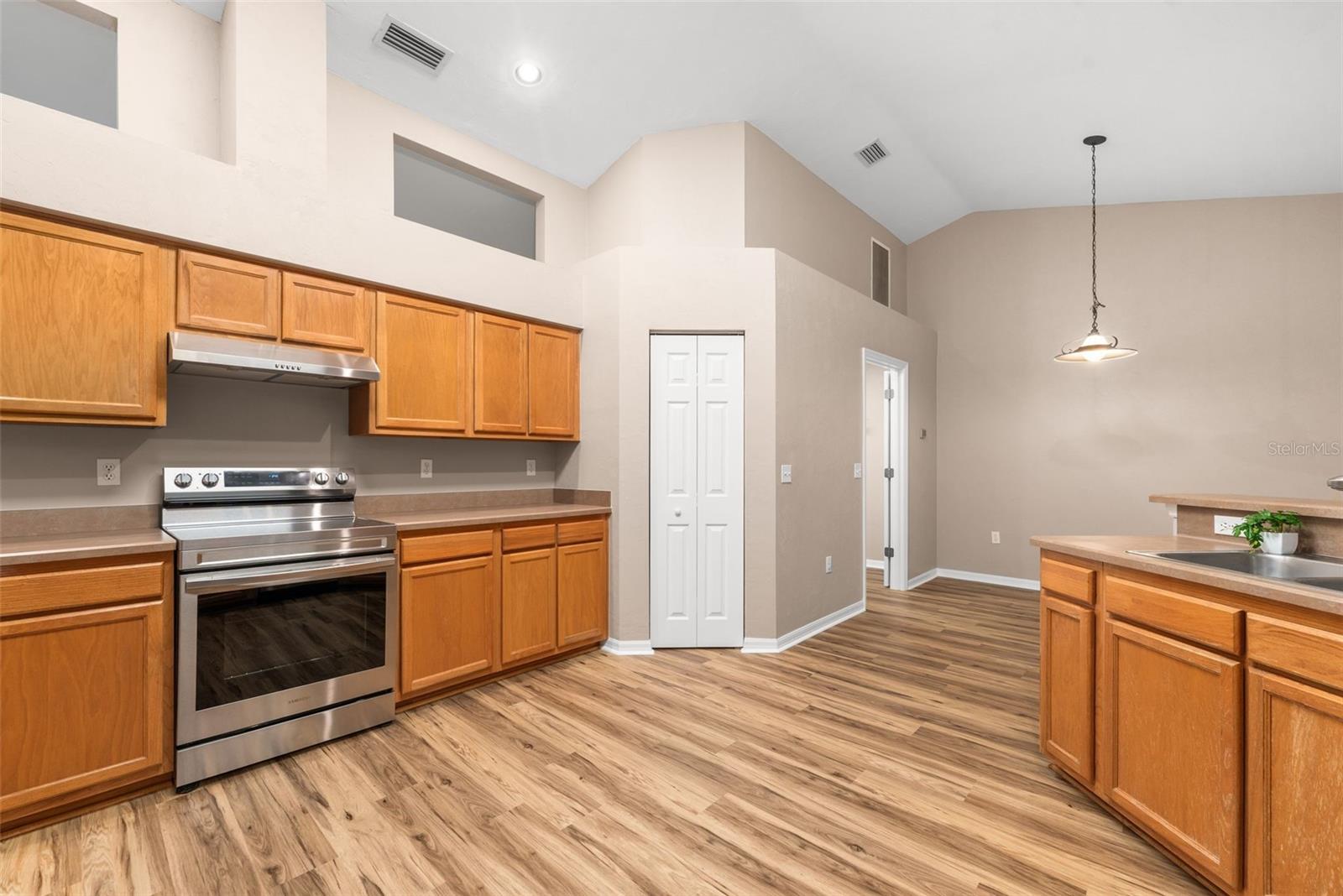 EAGLE POINT CLUSTER PH 1 - Residential