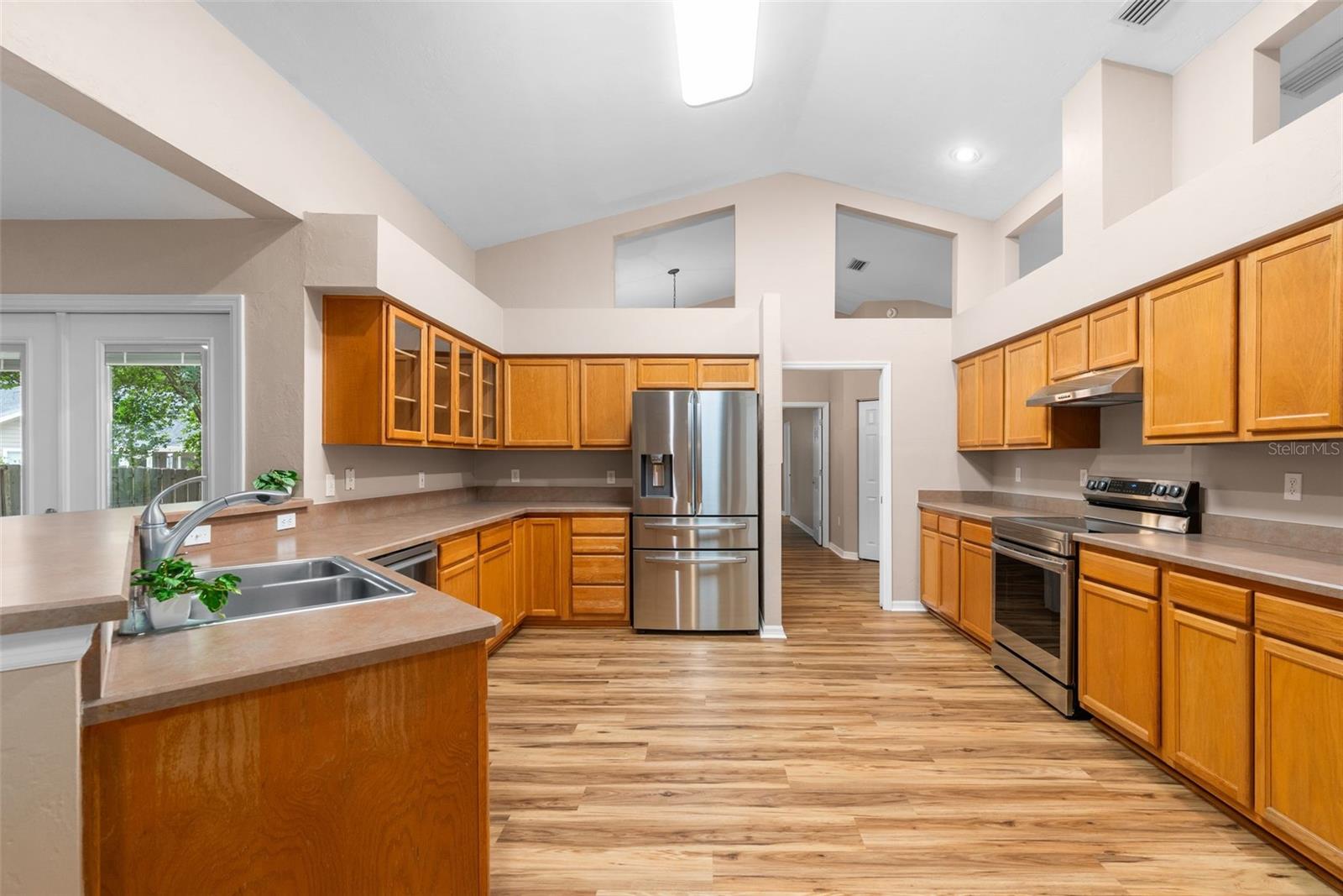 EAGLE POINT CLUSTER PH 1 - Residential