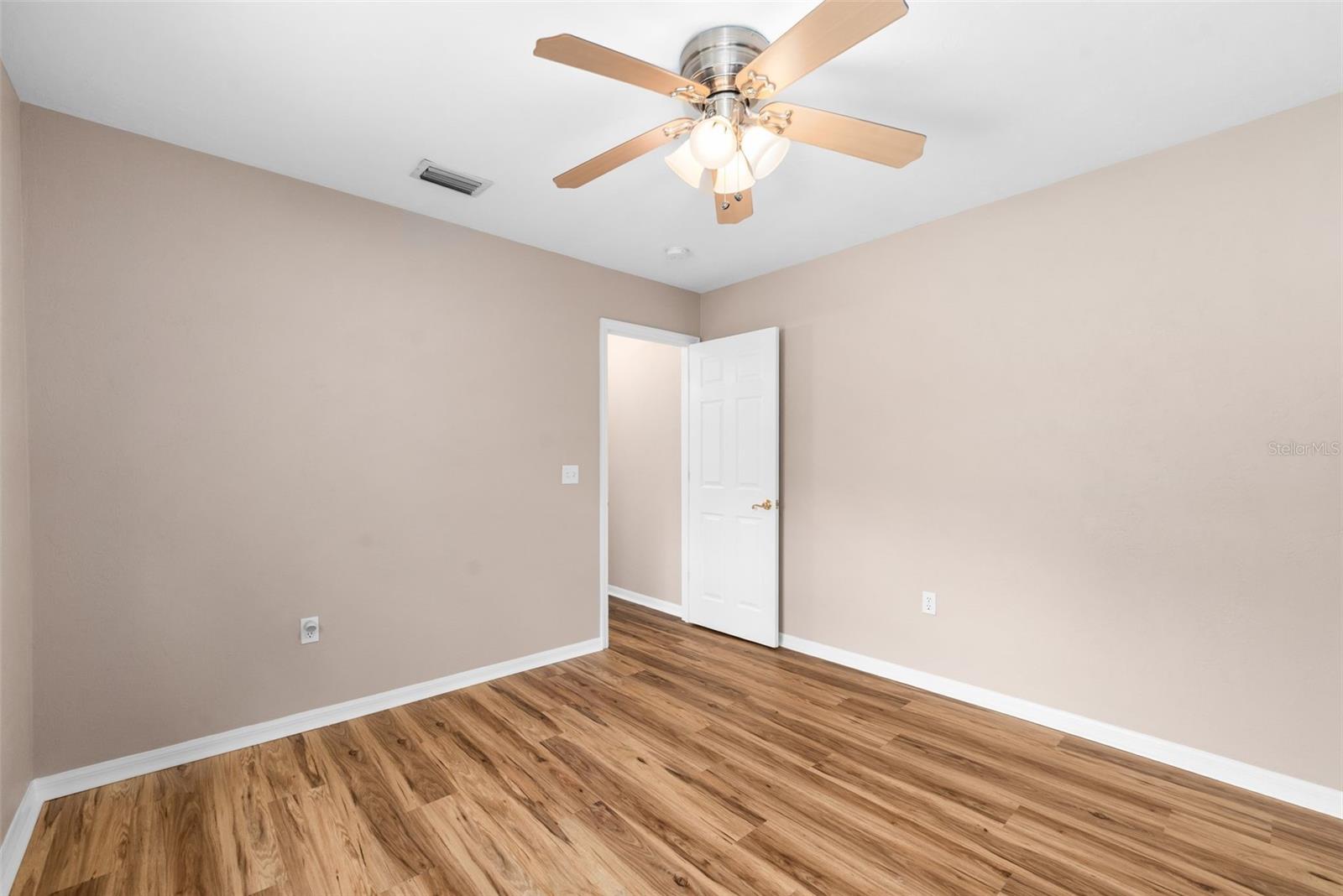 EAGLE POINT CLUSTER PH 1 - Residential