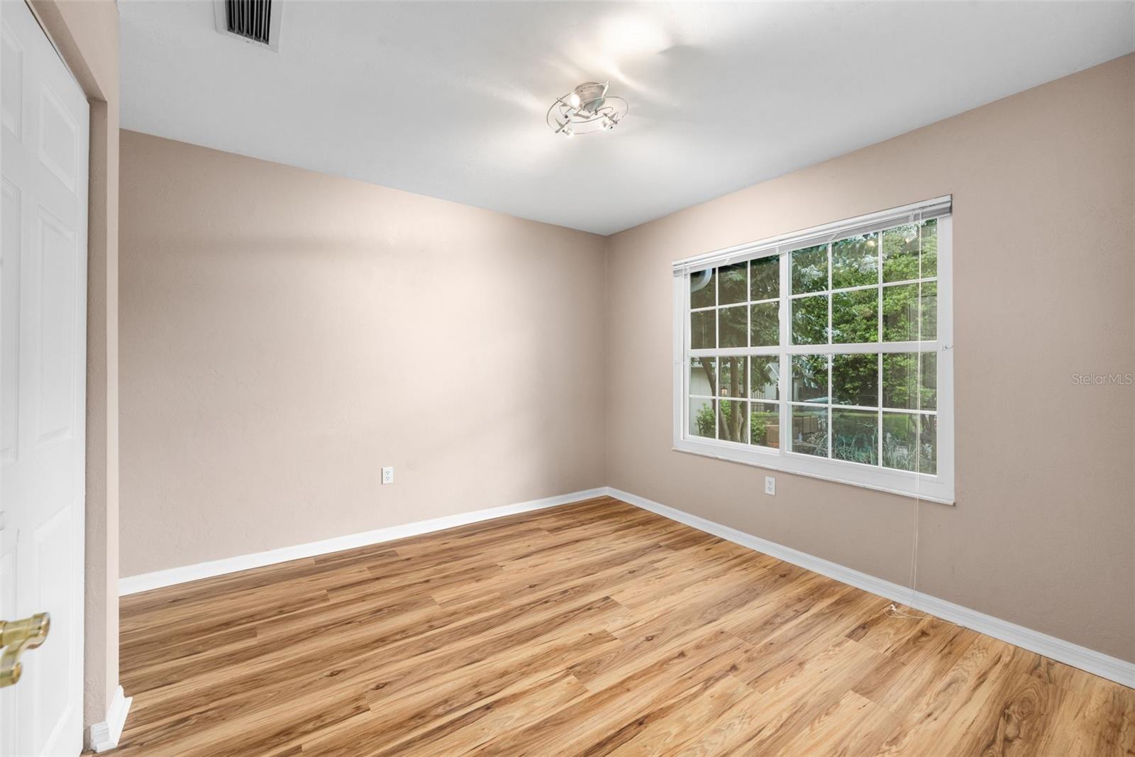 EAGLE POINT CLUSTER PH 1 - Residential