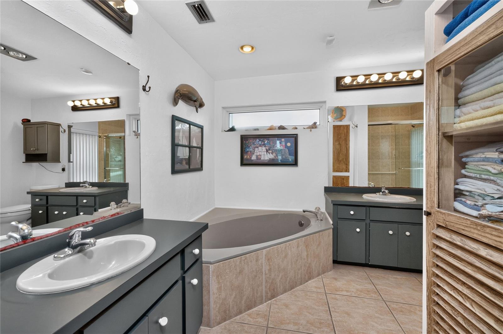 BAY HARBOR ESTATES - Residential