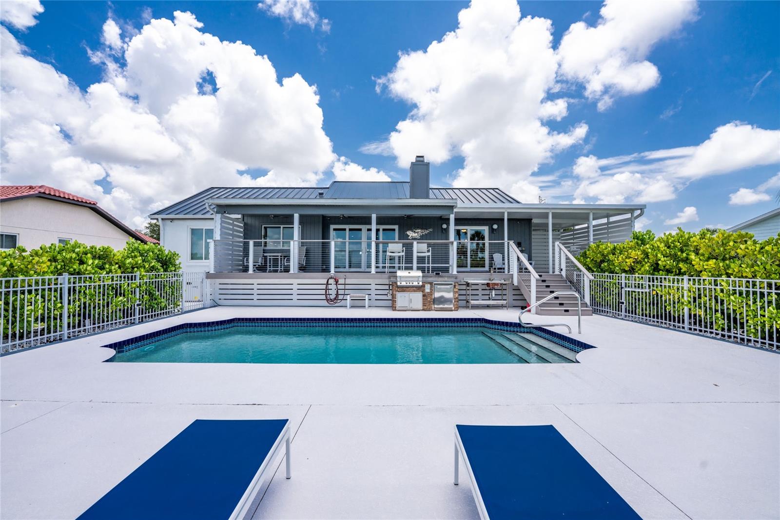 BAY HARBOR ESTATES - Residential