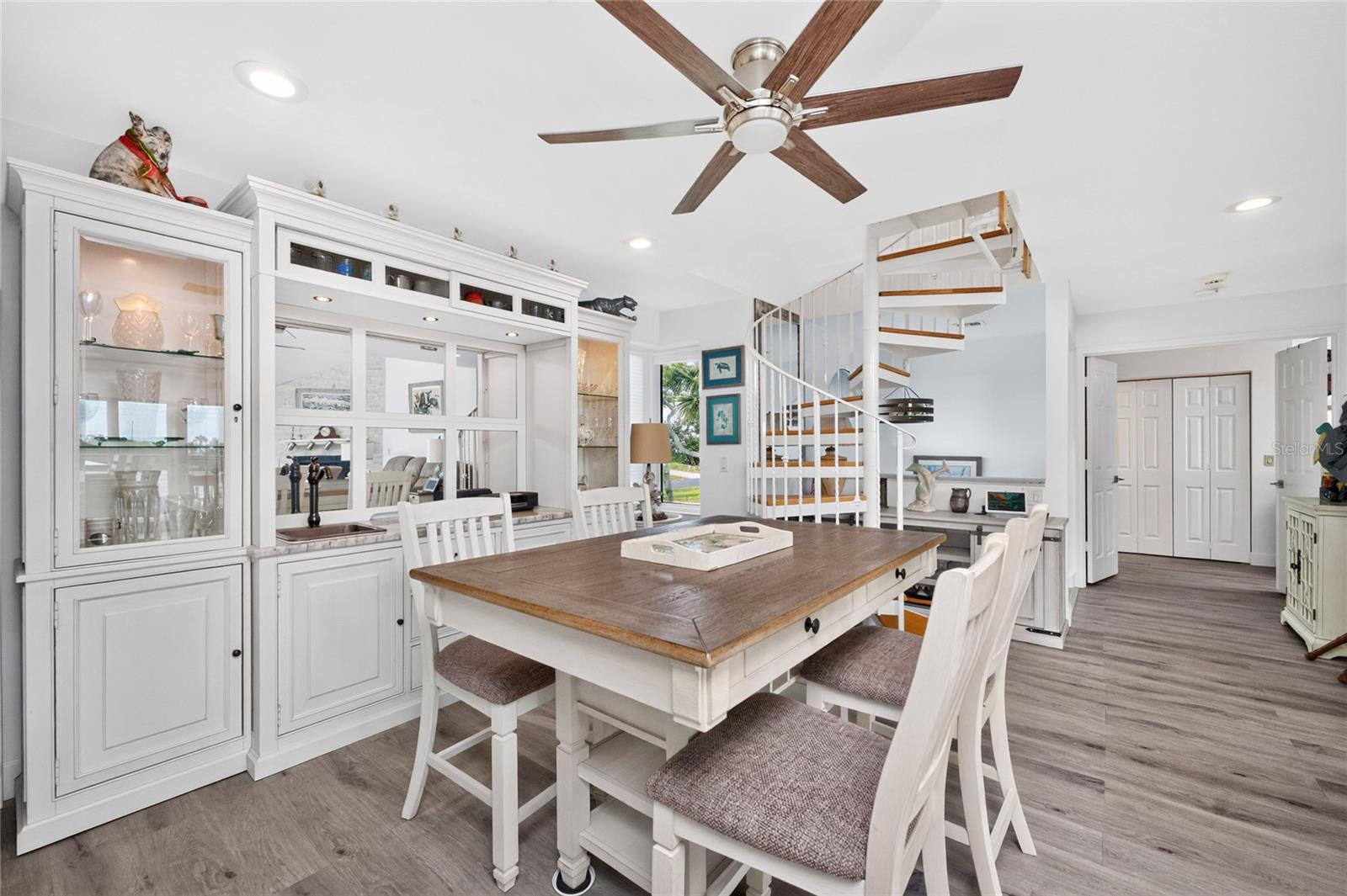 BAY HARBOR ESTATES - Residential