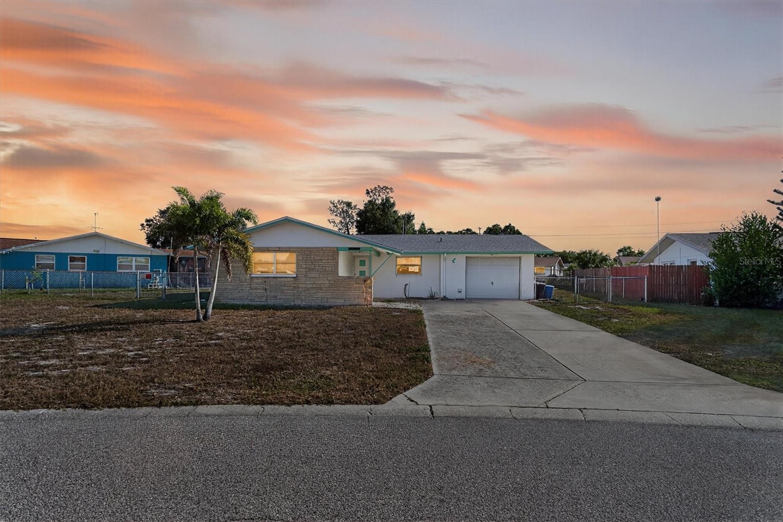 JASMINE LAKES - Residential
