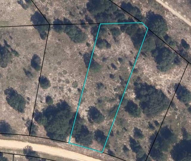 Discover the perfect canvas for your dream home with this beautiful vacant lot in Keystone Heights, Florida. Nestled directly across from serene Lake Margie, this property offers stunning water views and peaceful surroundings. Located just 30 minutes from Gainesville, you'll enjoy the ideal blend of tranquility and convenience. Whether you're looking to build a weekend retreat or a forever home, this lot provides the space and setting to bring your vision to life!