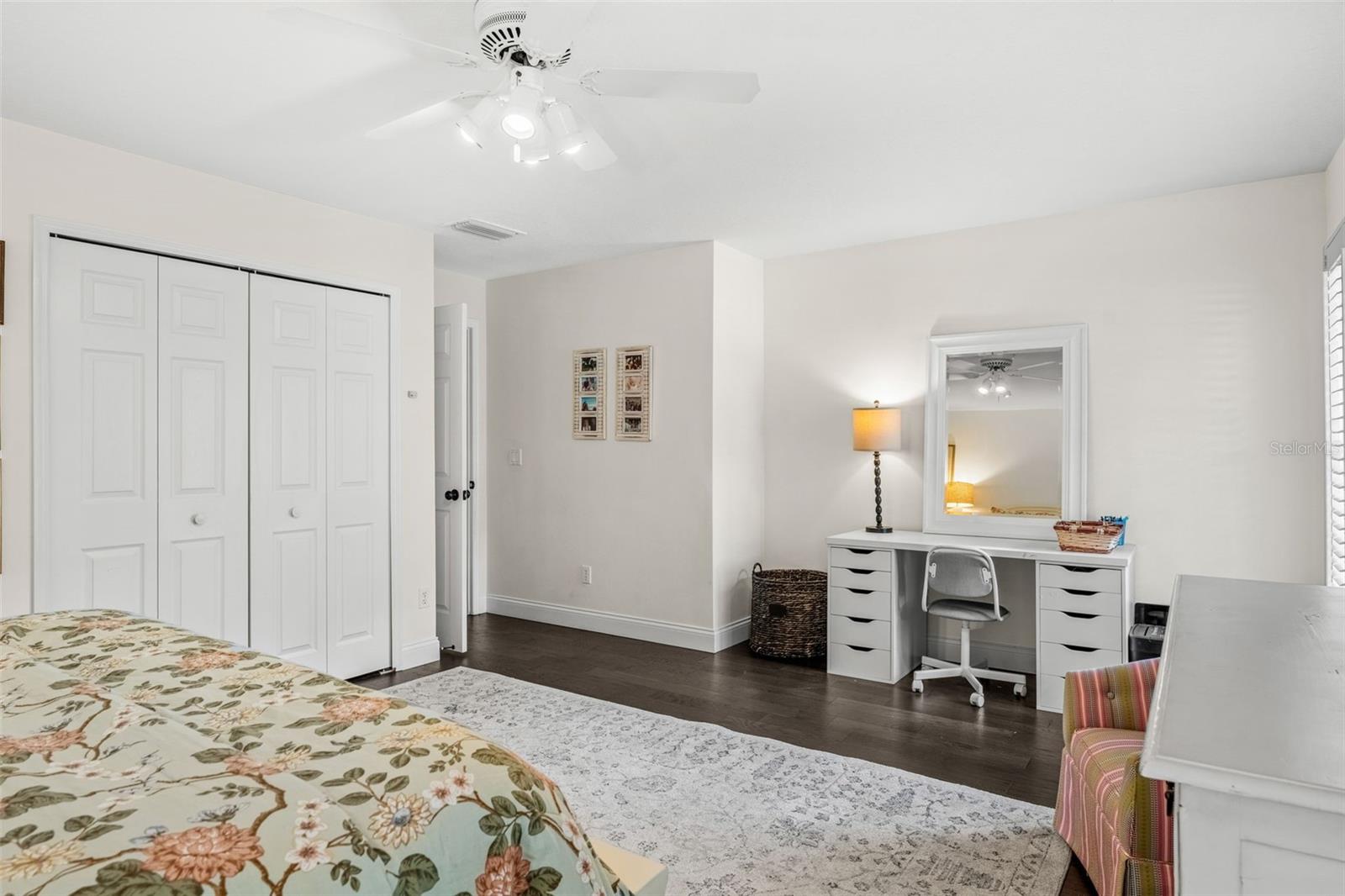 COLLEGE PARK - Residential