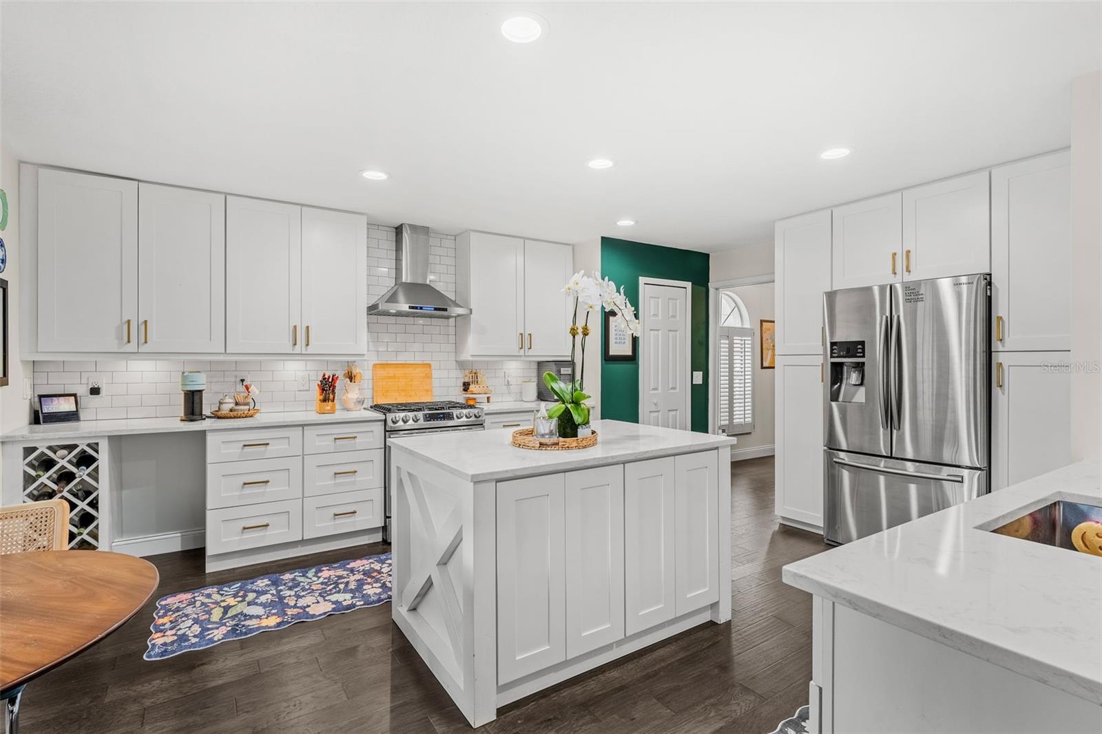 COLLEGE PARK - Residential