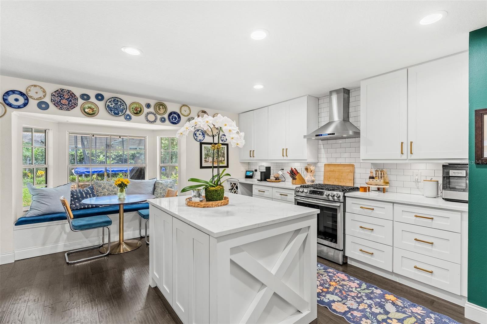 COLLEGE PARK - Residential