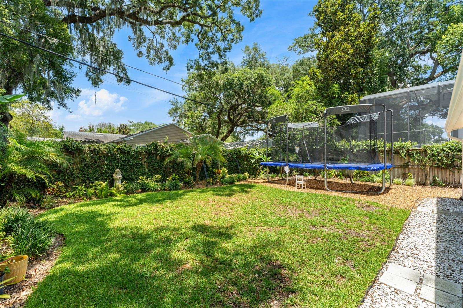 COLLEGE PARK - Residential