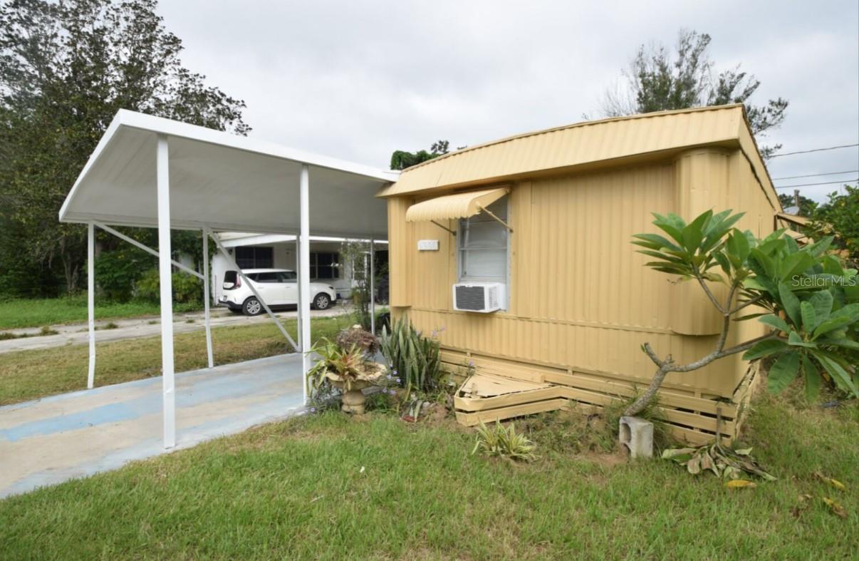 ONE MONTH FREE RENT AVAILABLE!* Cozy 1-bedroom mobile home at 3306 Peachtree Hill Road offers a perfect blend of comfort and convenience. With a full bath and a new renovated kitchen, this home ensures you have everything you need for a comfortable lifestyle. Great natural light inside, and fresh exterior paint outside; a great home option waiting for you! Rent is $1,195/month, and the security deposit is $1,200. WE OFFER SECURITY DEPOSIT PAYMENT OPTIONS! The application fee is only $65/adult. In addition to the advertised base rent, all Lakeland Homes and Realty tenants are enrolled in the Resident Benefits Package (RBP) for $50/month (ex.: $1,195 (base rent) + $50 (RBP) = $1,245 total monthly charge), which includes HVAC air filter delivery to your door (for applicable properties), credit building to help boost your credit score with timely rent payments, $1M Identity Protection, $100K Personal Property Insurance, utility concierge service to make your move-in less stressful, our resident rewards program, and much more! More details upon application *(one month free rent after first five on-time payments).